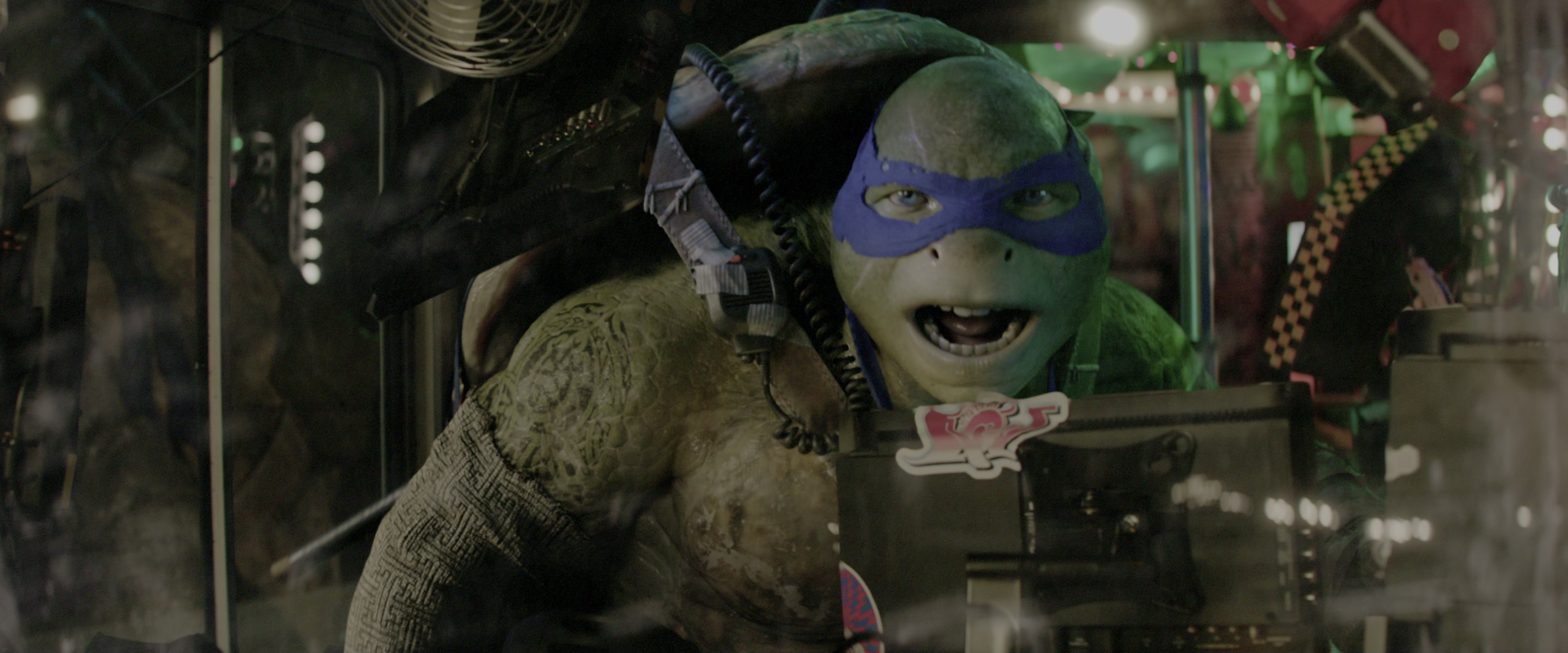 Teenage Mutant Ninja Turtles: Out of the Shadows (2016), wide, 2.40:1 — film still