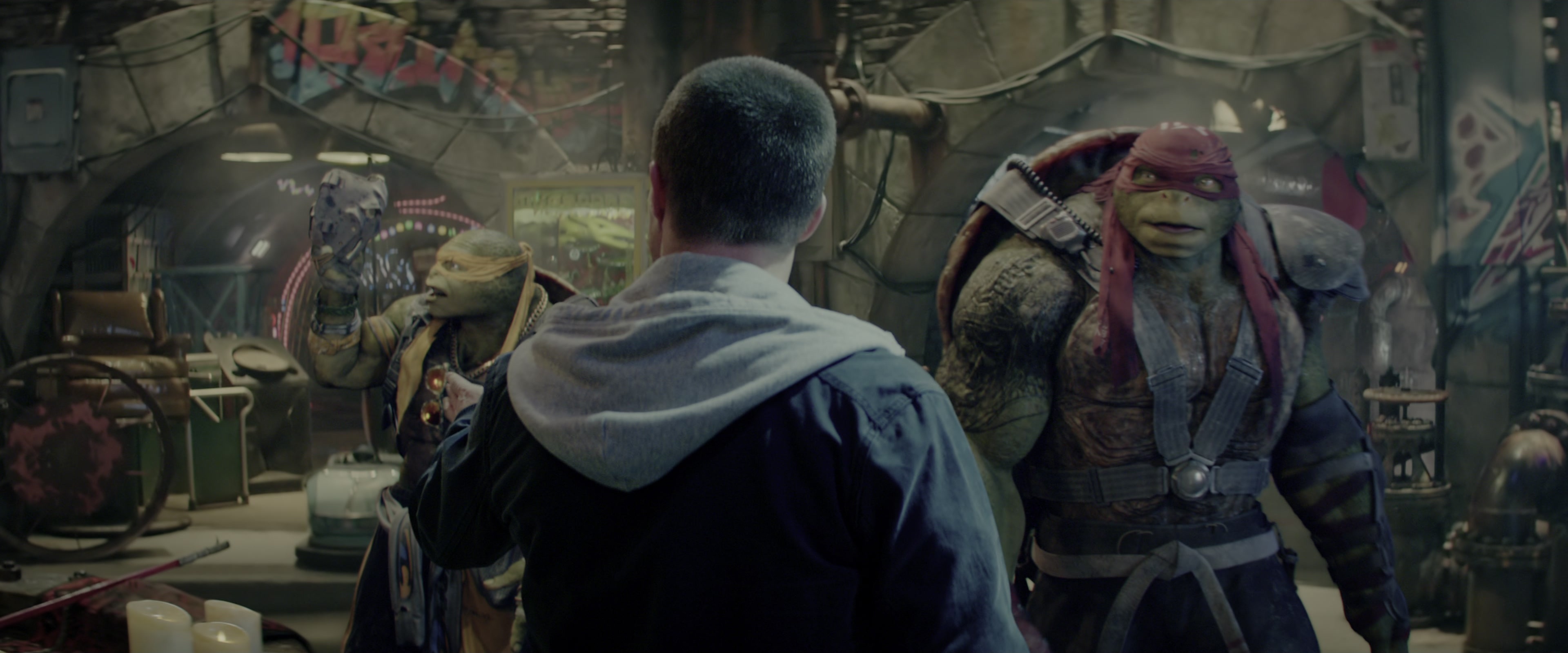 Teenage Mutant Ninja Turtles: Out of the Shadows (2016), wide, 2.40:1 — film still
