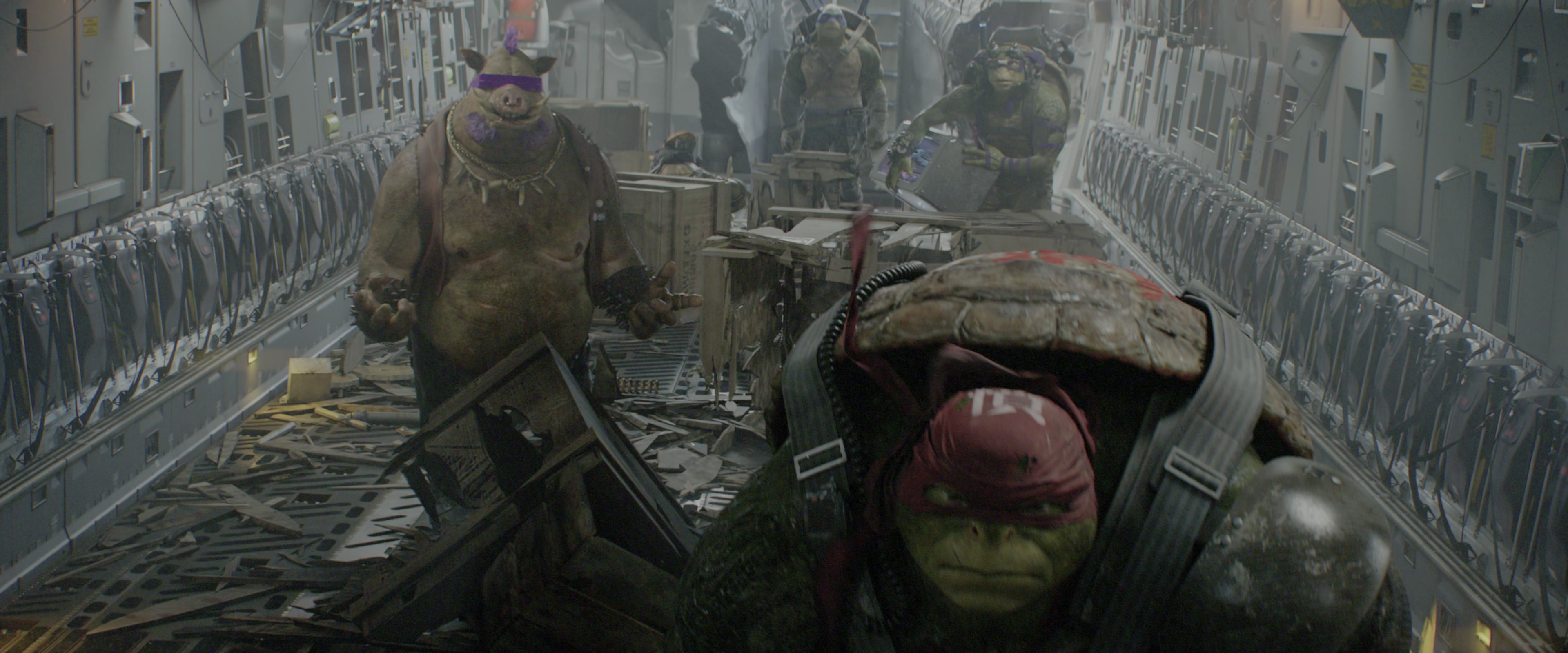 Teenage Mutant Ninja Turtles: Out of the Shadows (2016), wide, 2.40:1 — film still
