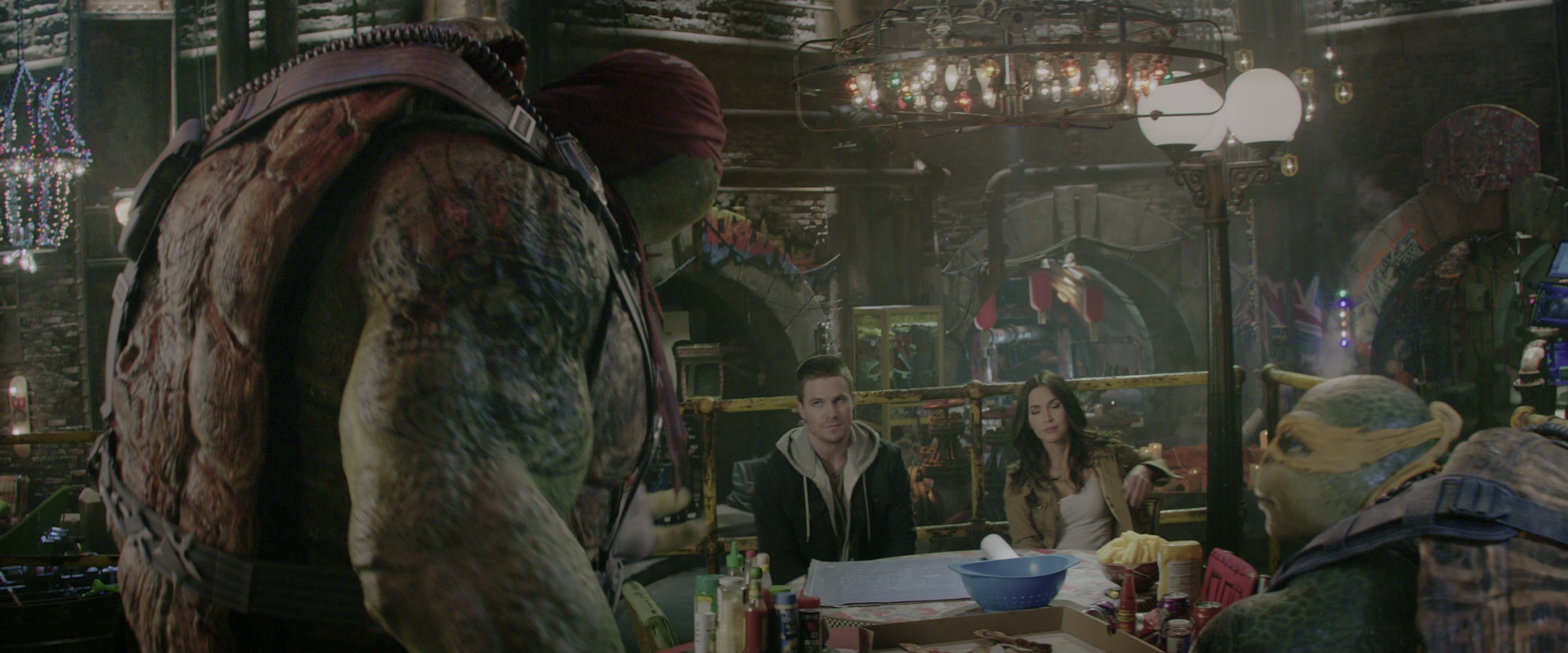 Teenage Mutant Ninja Turtles: Out of the Shadows (2016), wide, 2.40:1 — film still