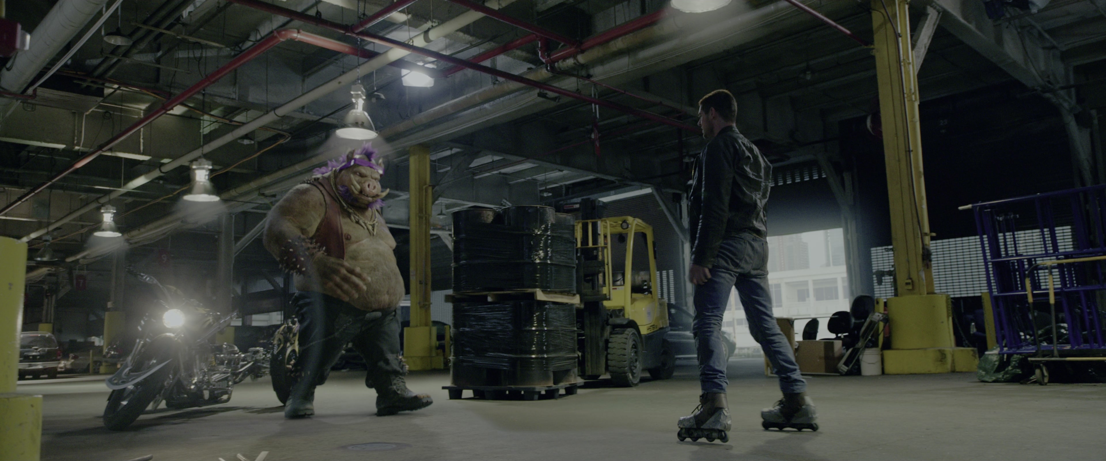 Teenage Mutant Ninja Turtles: Out of the Shadows (2016), wide, 2.40:1 — film still