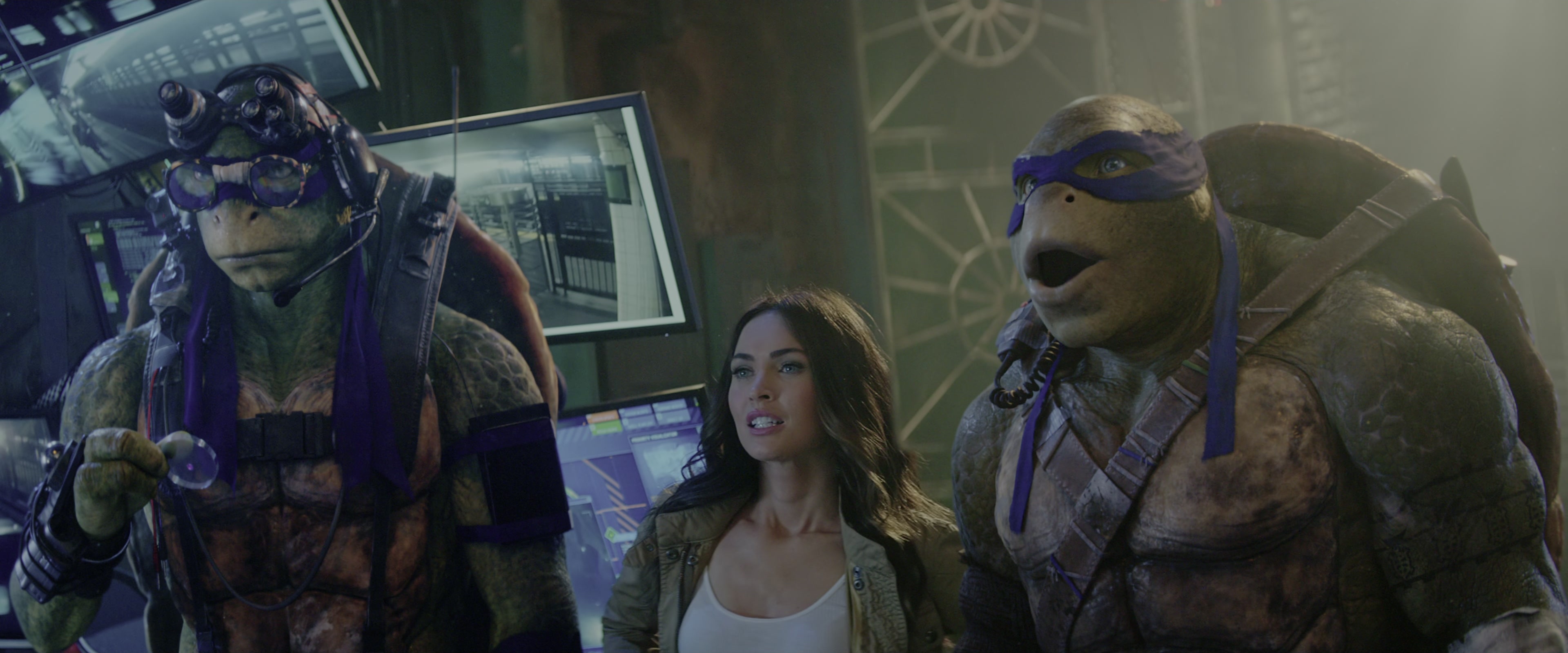 Teenage Mutant Ninja Turtles: Out of the Shadows (2016), wide, 2.40:1 — film still