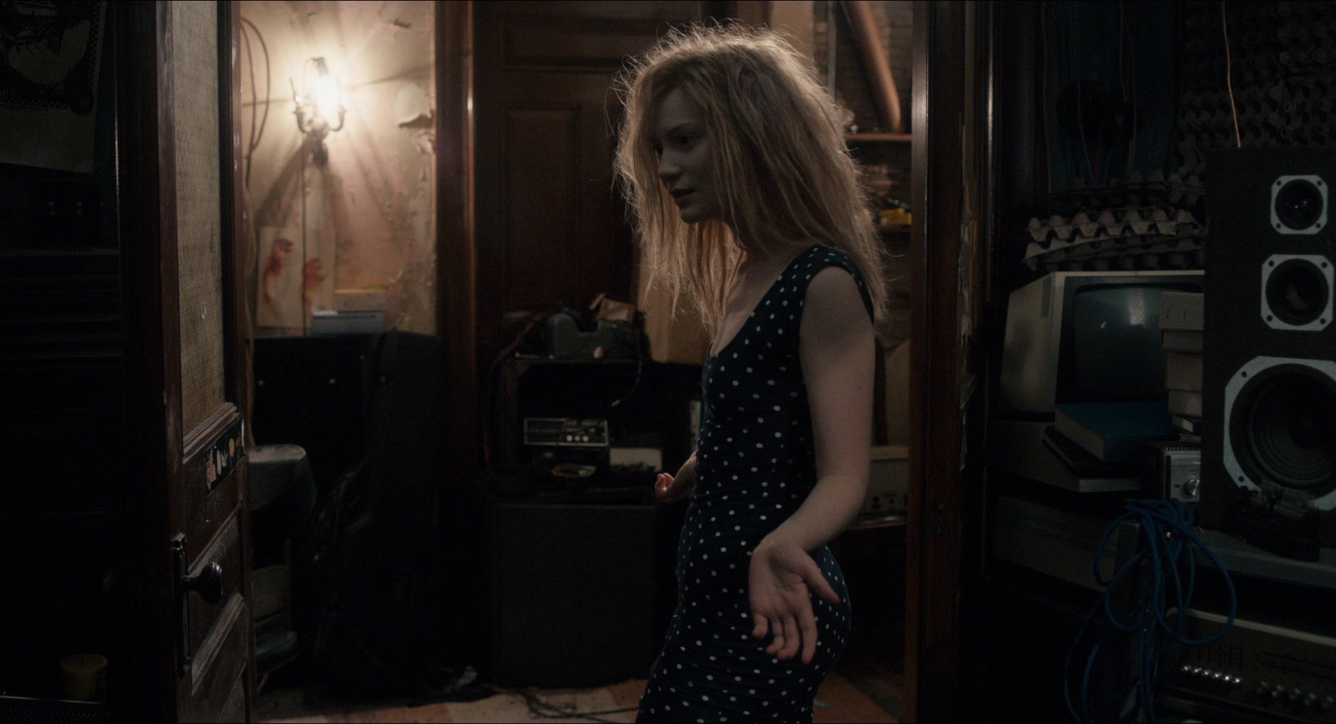 Only Lovers Left Alive (2013), wide, 1.85:1 — film still