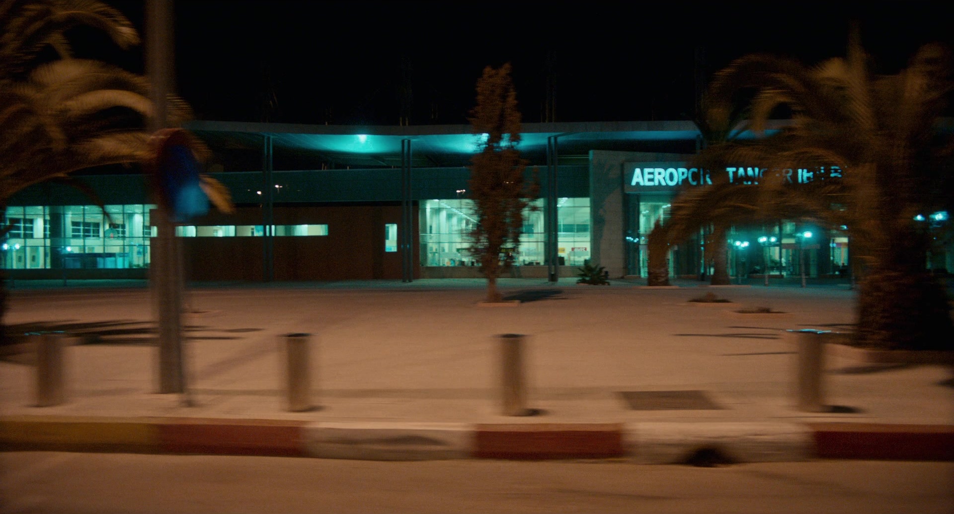 Only Lovers Left Alive (2013), wide, 1.85:1 — film still
