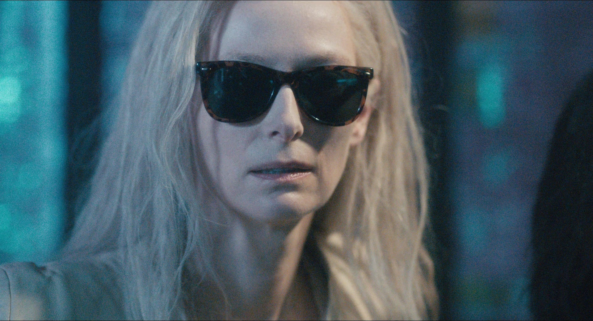 Only Lovers Left Alive (2013), close, 1.85:1 — film still
