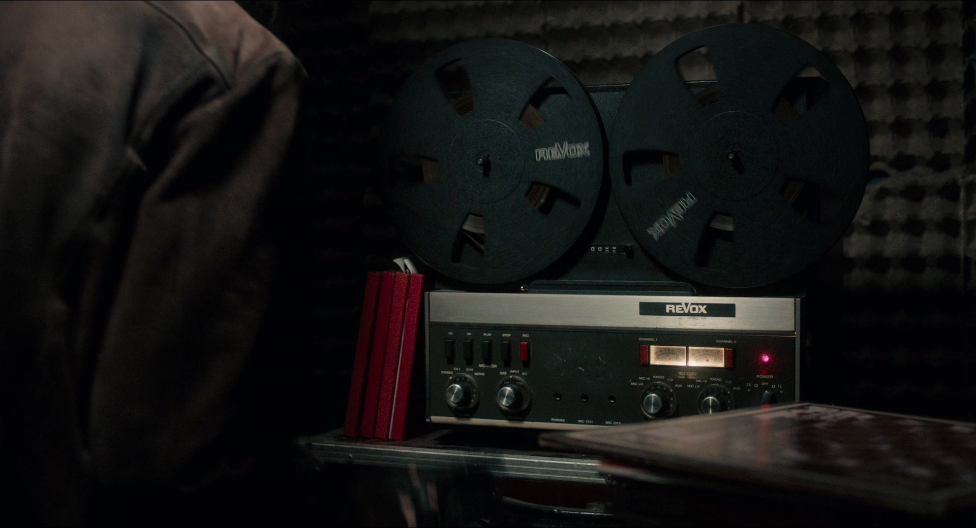 Only Lovers Left Alive (2013), wide, 1.85:1 — film still