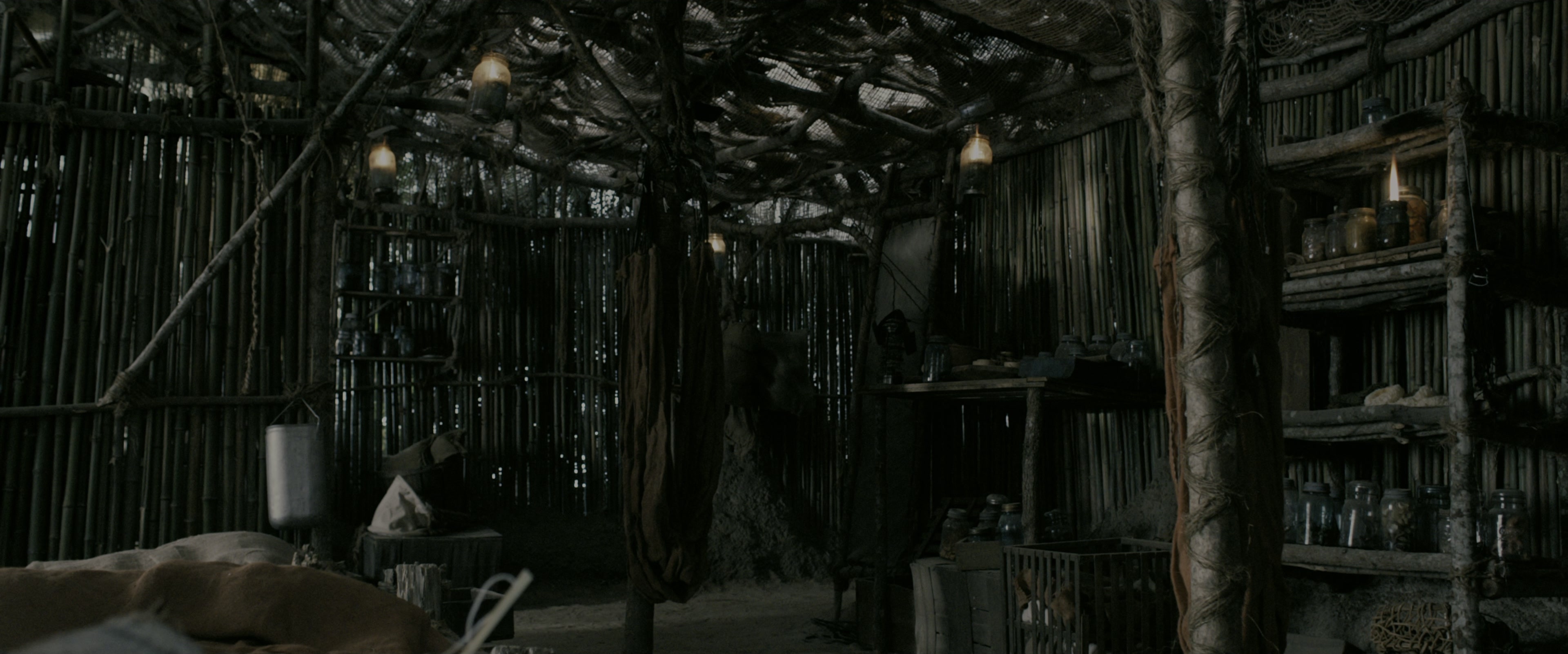 The Maze Runner (2014), wide, 2.40:1 — film still