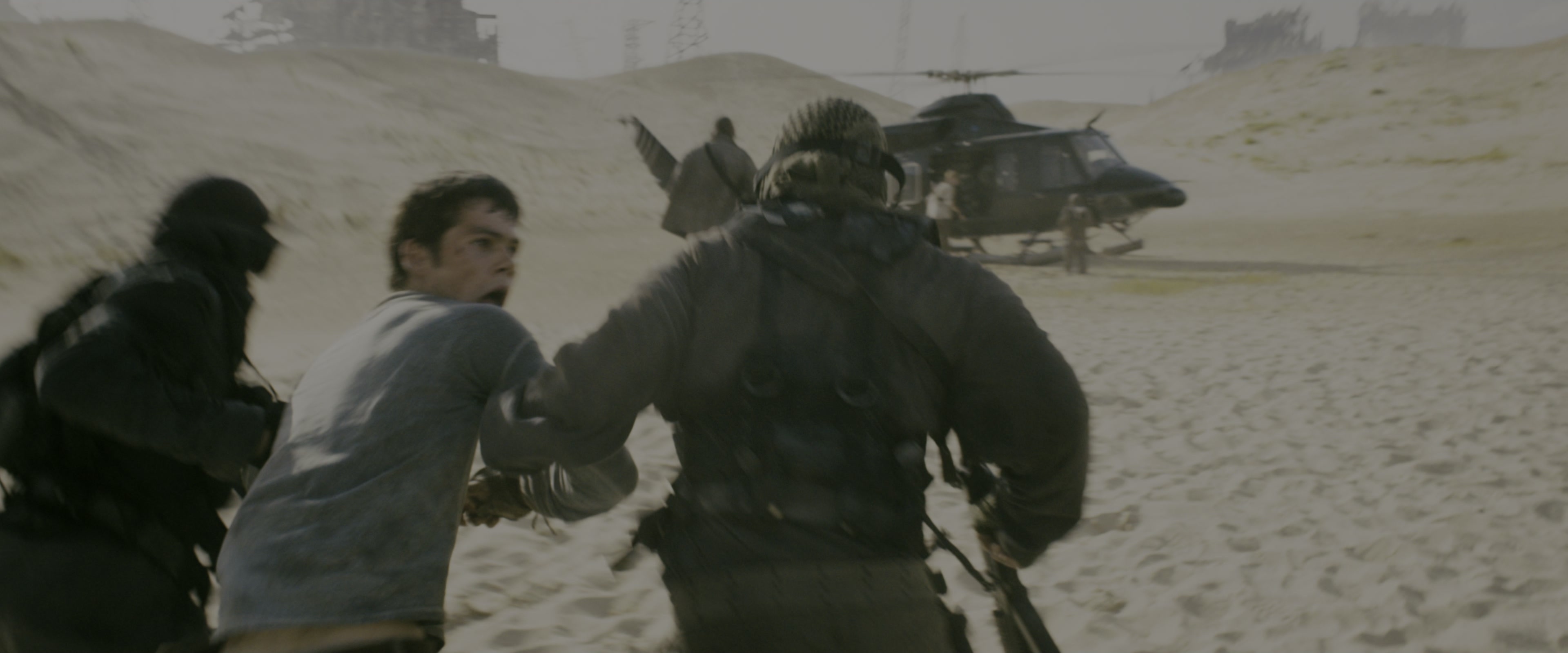 The Maze Runner (2014), wide, 2.40:1 — film still
