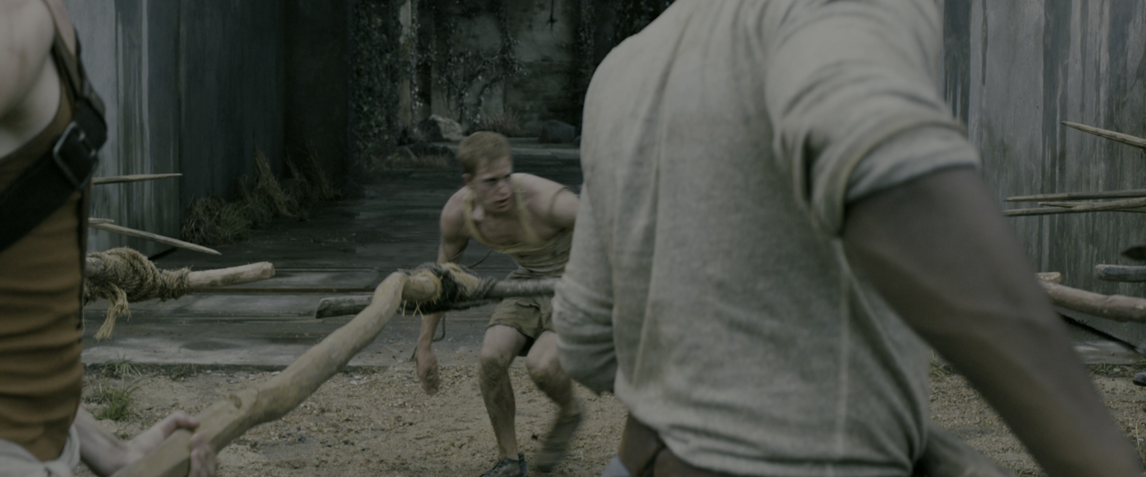 The Maze Runner (2014), wide, 2.40:1 — film still