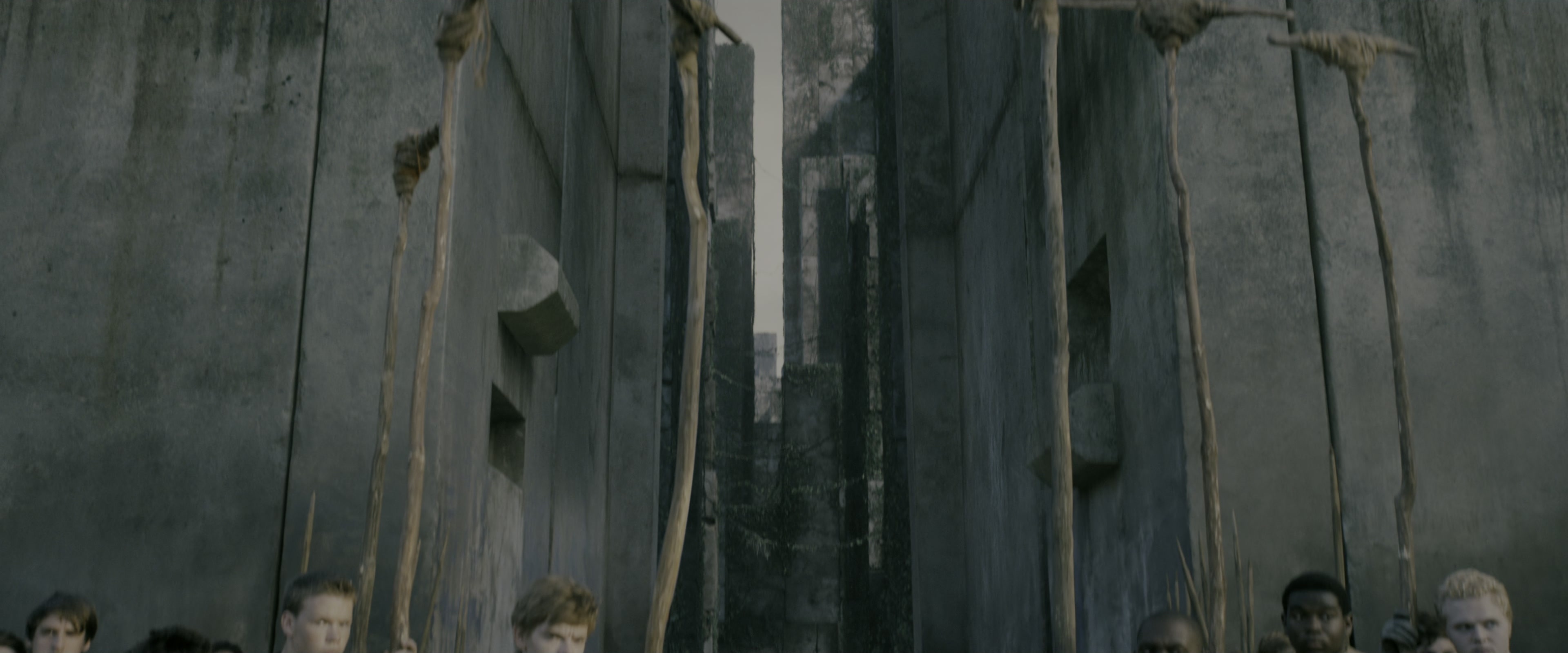 The Maze Runner (2014), wide, 2.40:1 — film still