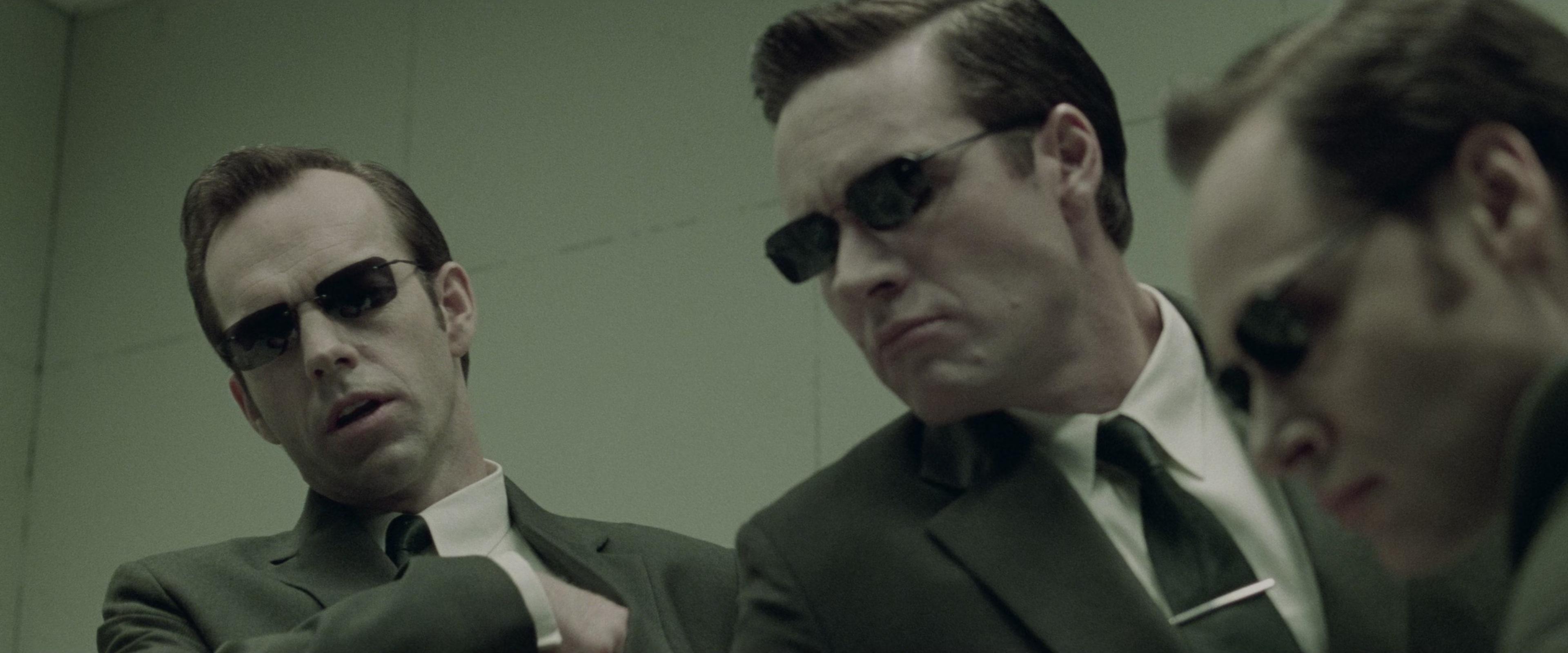 The Matrix (1999), medium, 2.40:1 — film still