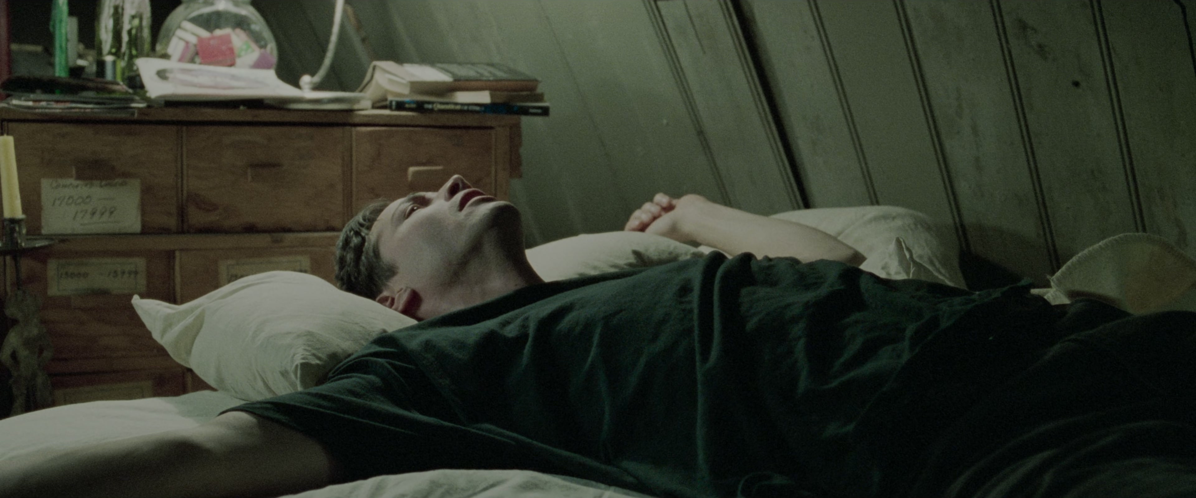 The Matrix (1999), wide, 2.40:1 — film still