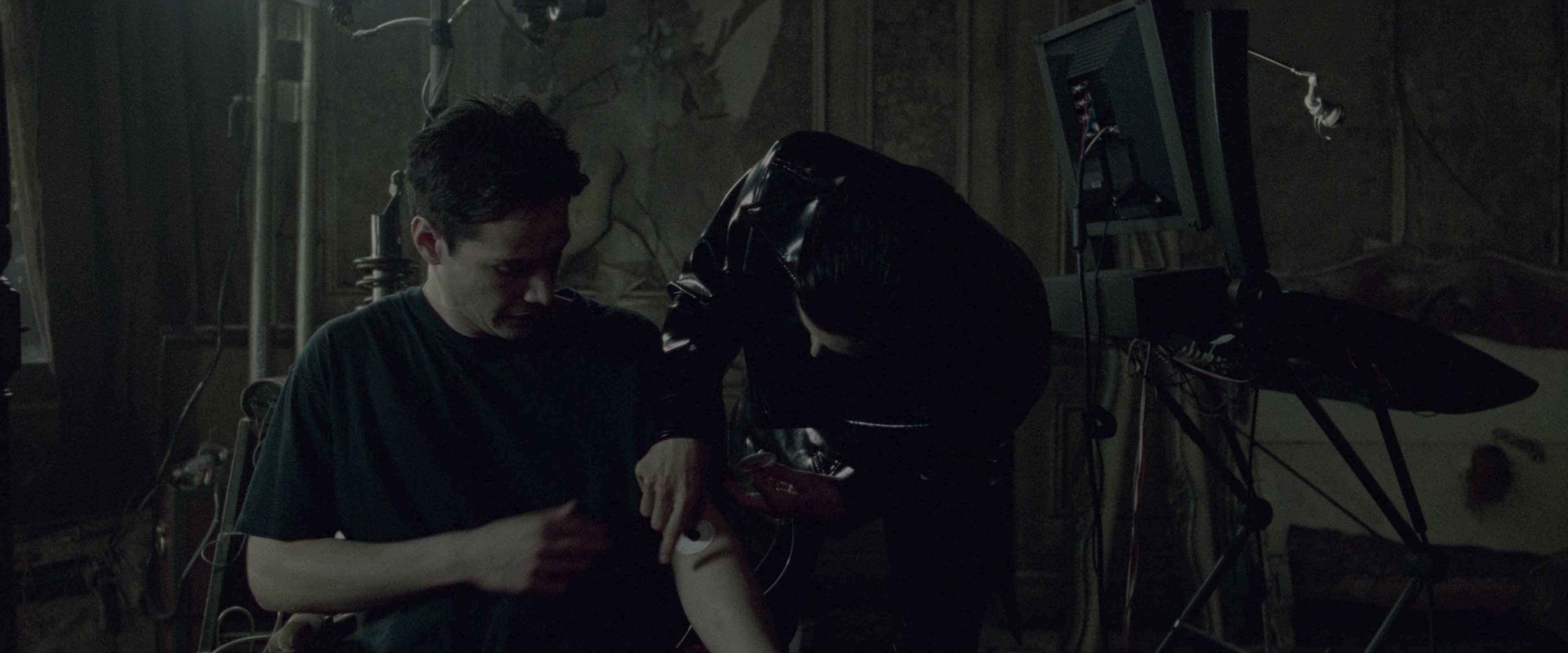 The Matrix (1999), wide, 2.40:1 — film still
