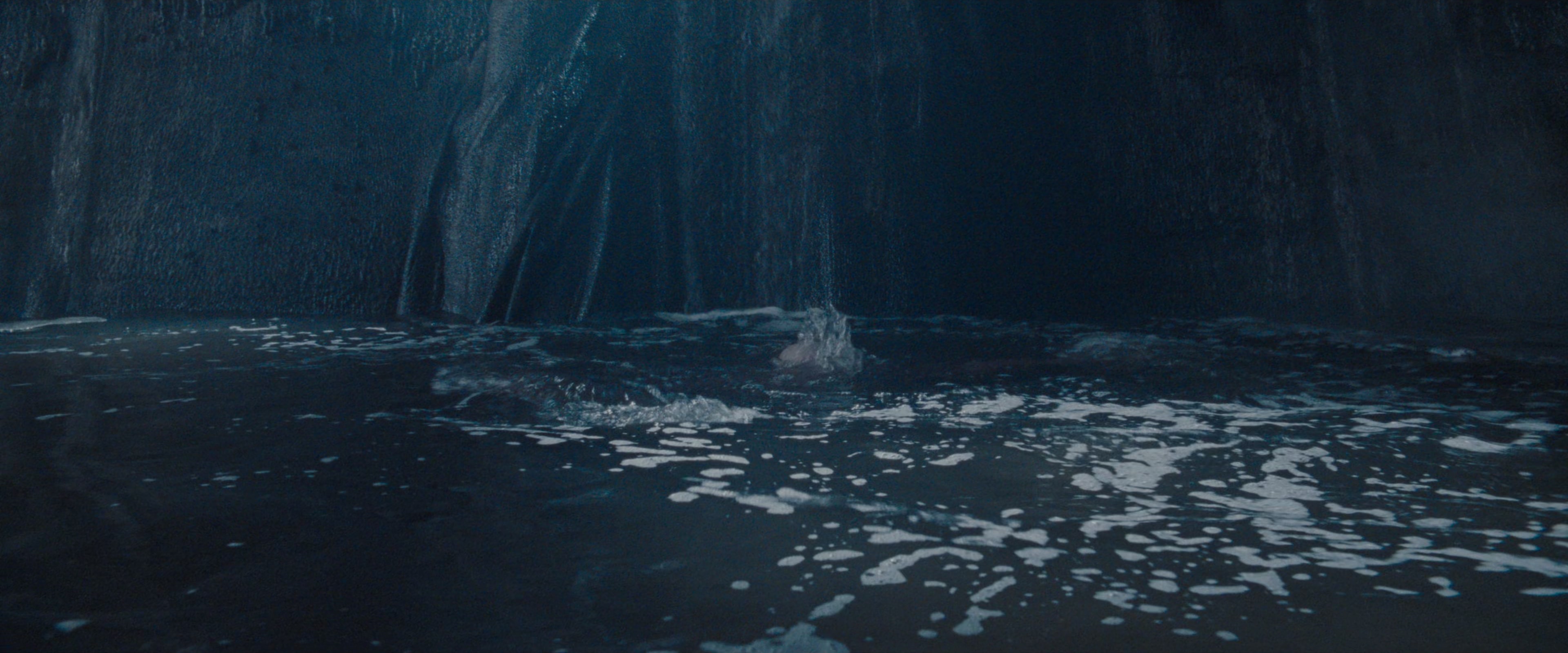 The Matrix (1999), wide, 2.40:1 — film still