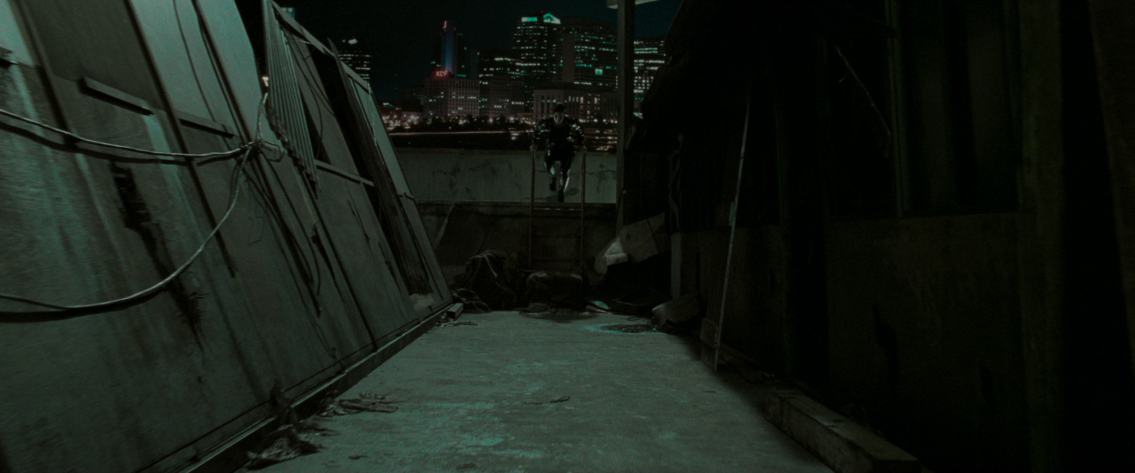 The Matrix (1999), wide, 2.40:1 — film still