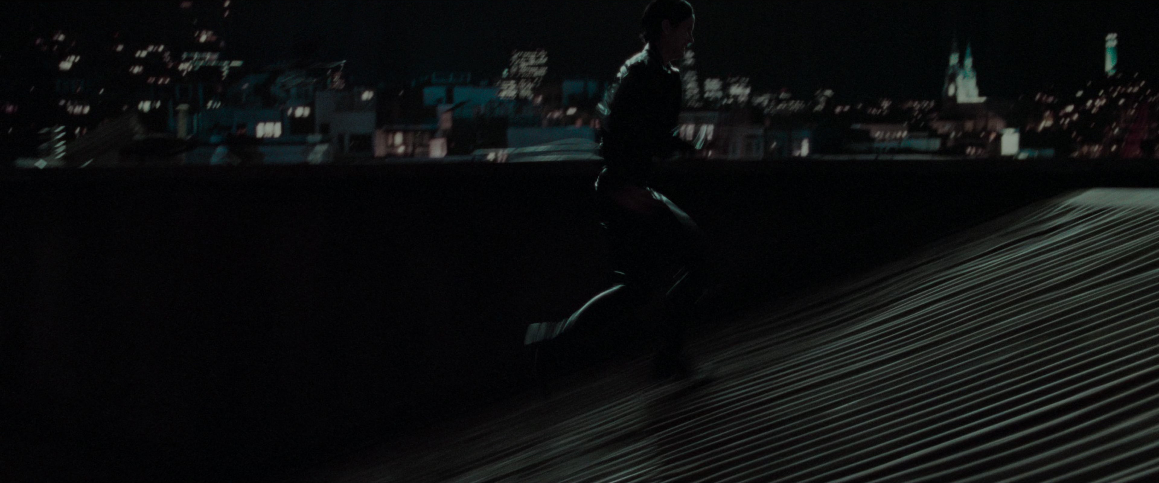 The Matrix (1999), unknown, 2.40:1 — film still
