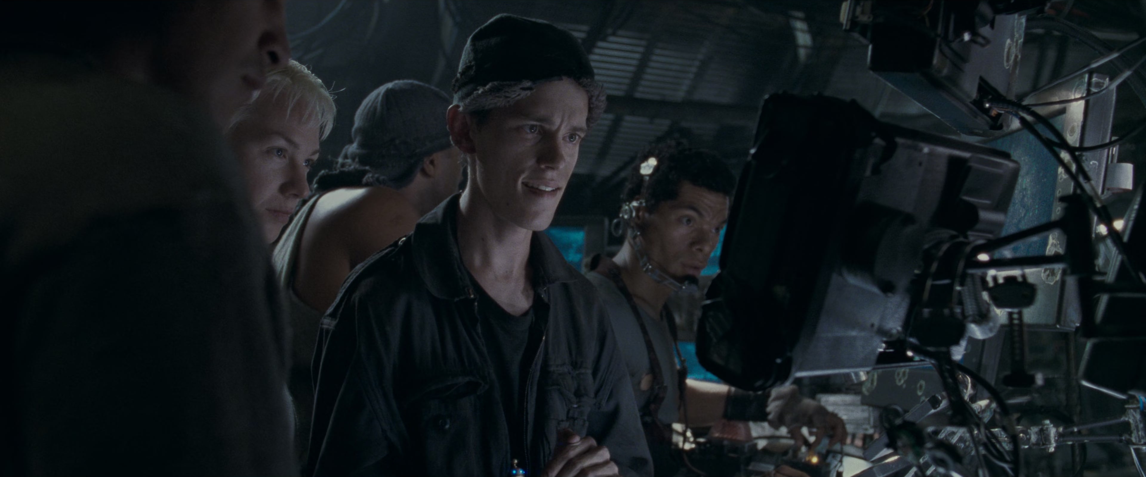 The Matrix (1999), wide, 2.40:1 — film still