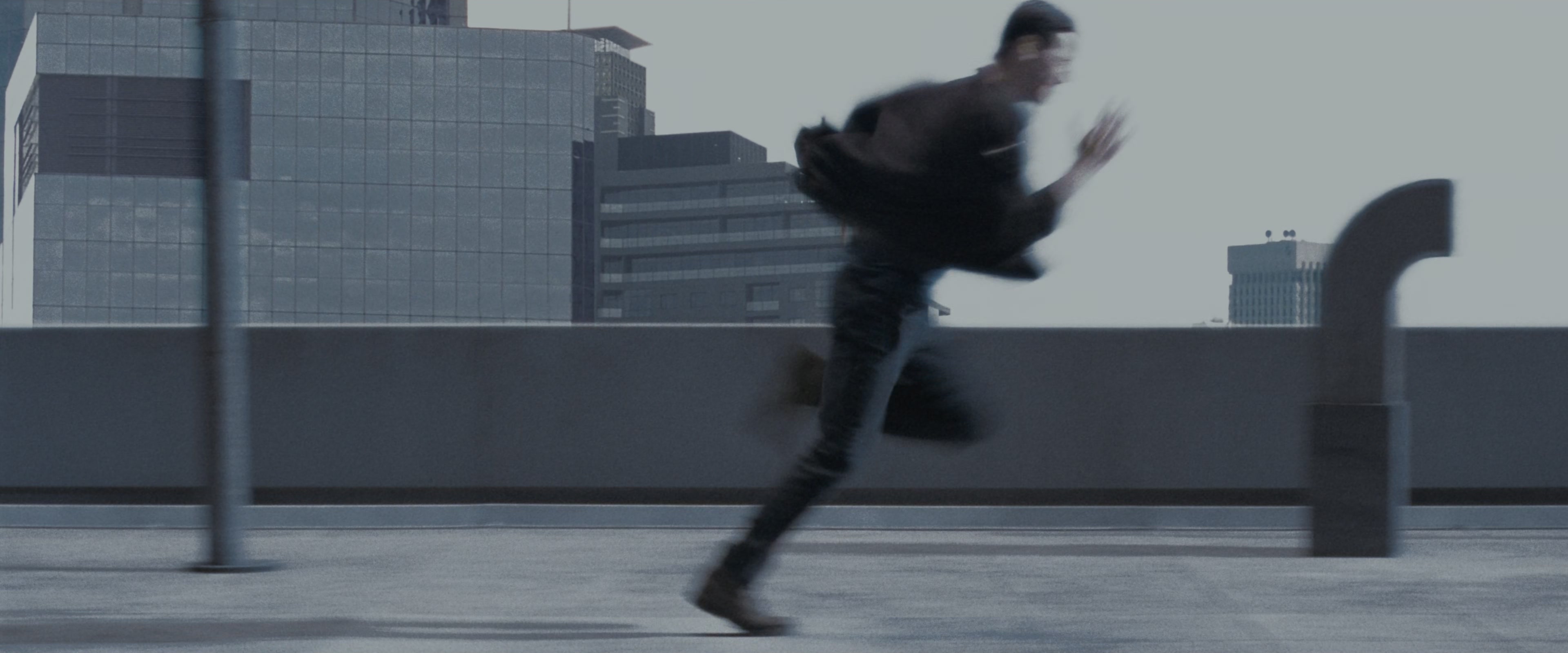 The Matrix (1999), wide, 2.40:1 — film still