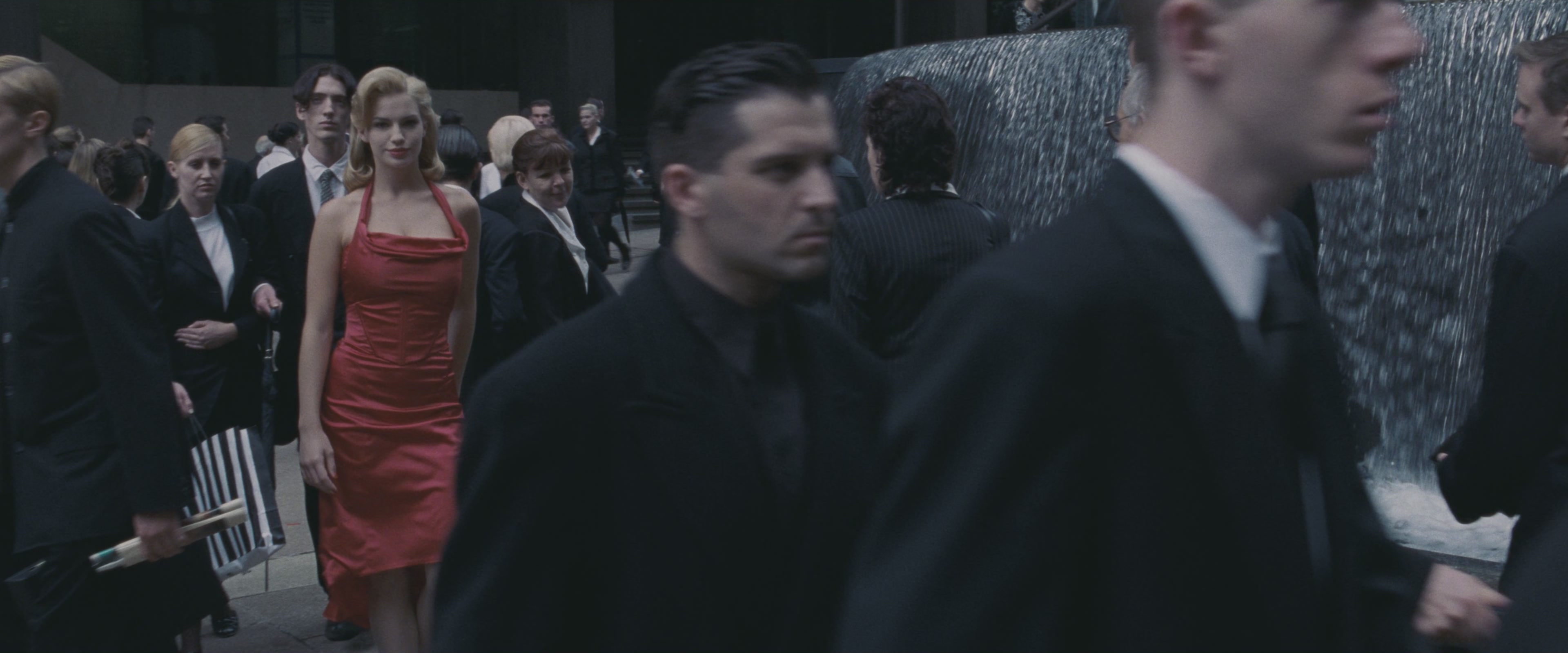 The Matrix (1999), wide, 2.40:1 — film still
