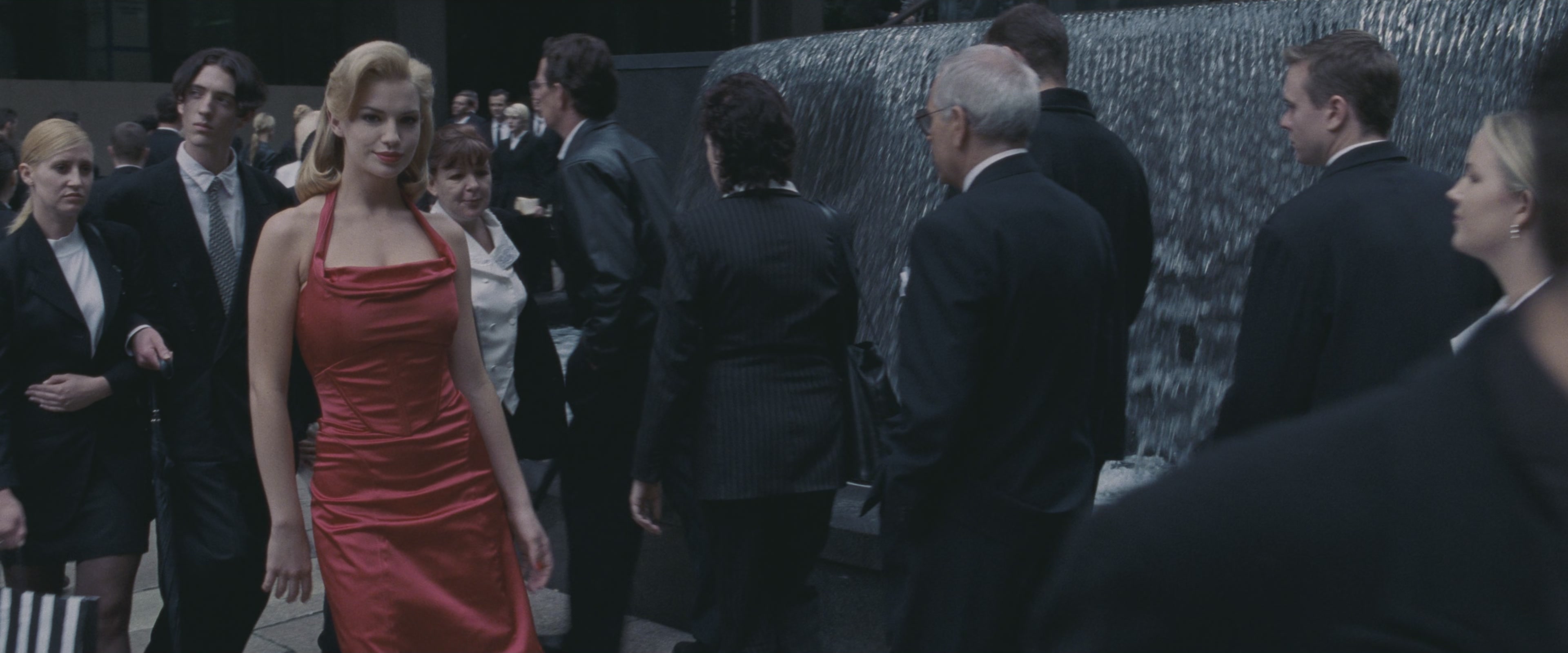 The Matrix (1999), wide, 2.40:1 — film still