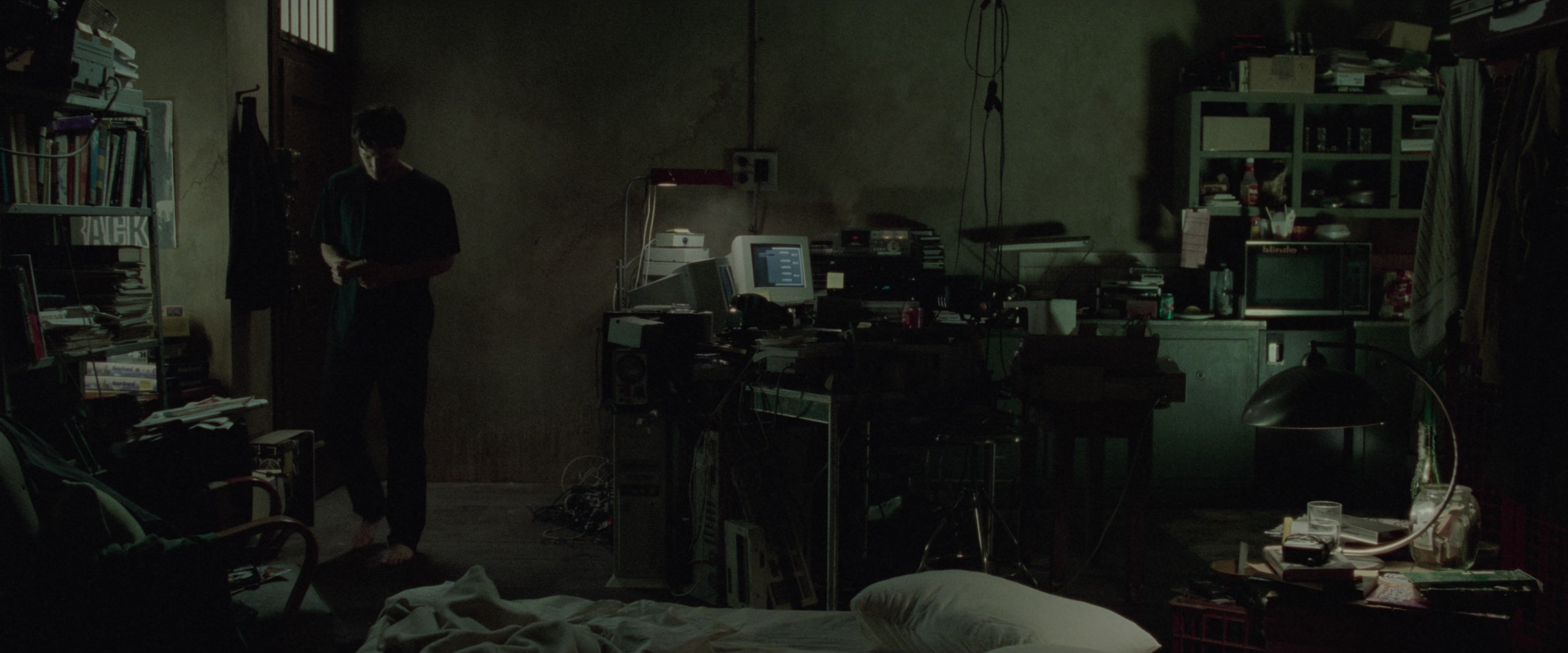 The Matrix (1999), wide, 2.40:1 — film still