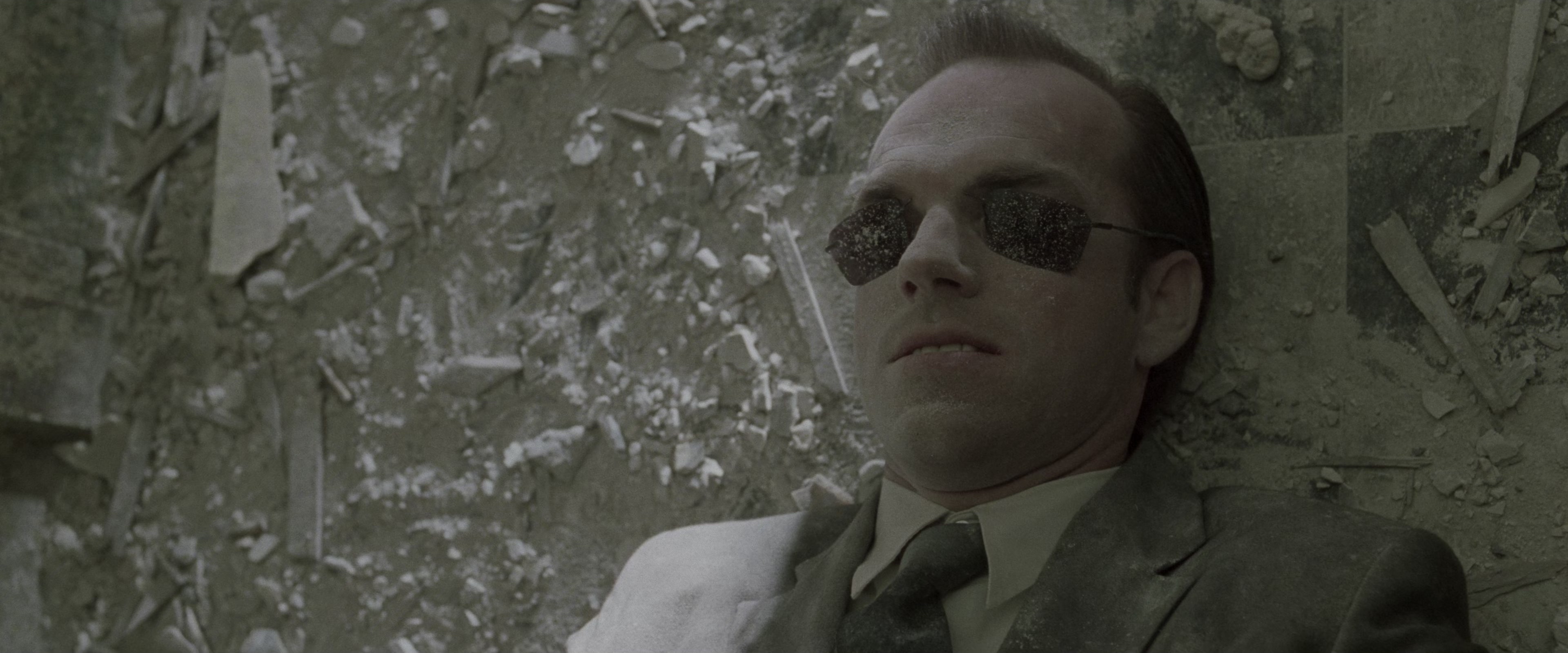 The Matrix (1999), medium, 2.40:1 — film still