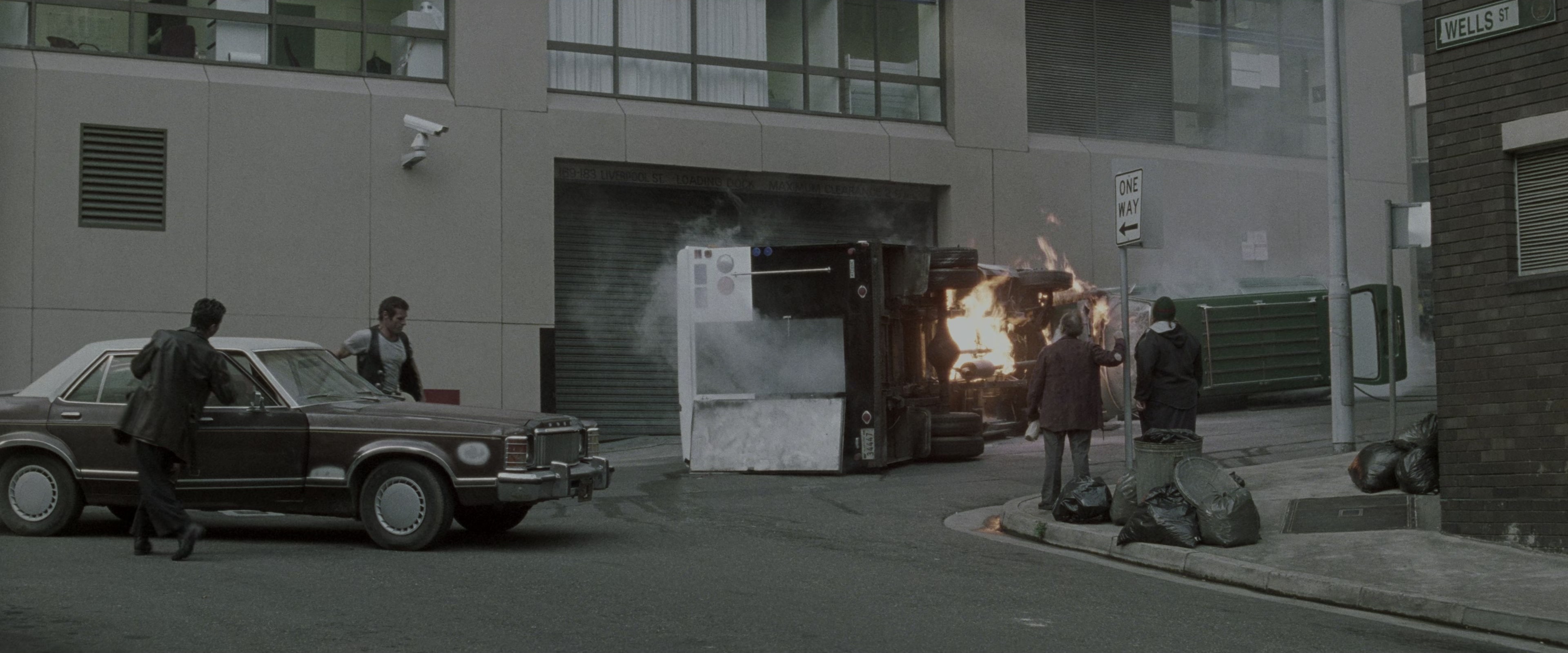 The Matrix (1999), wide, 2.40:1 — film still
