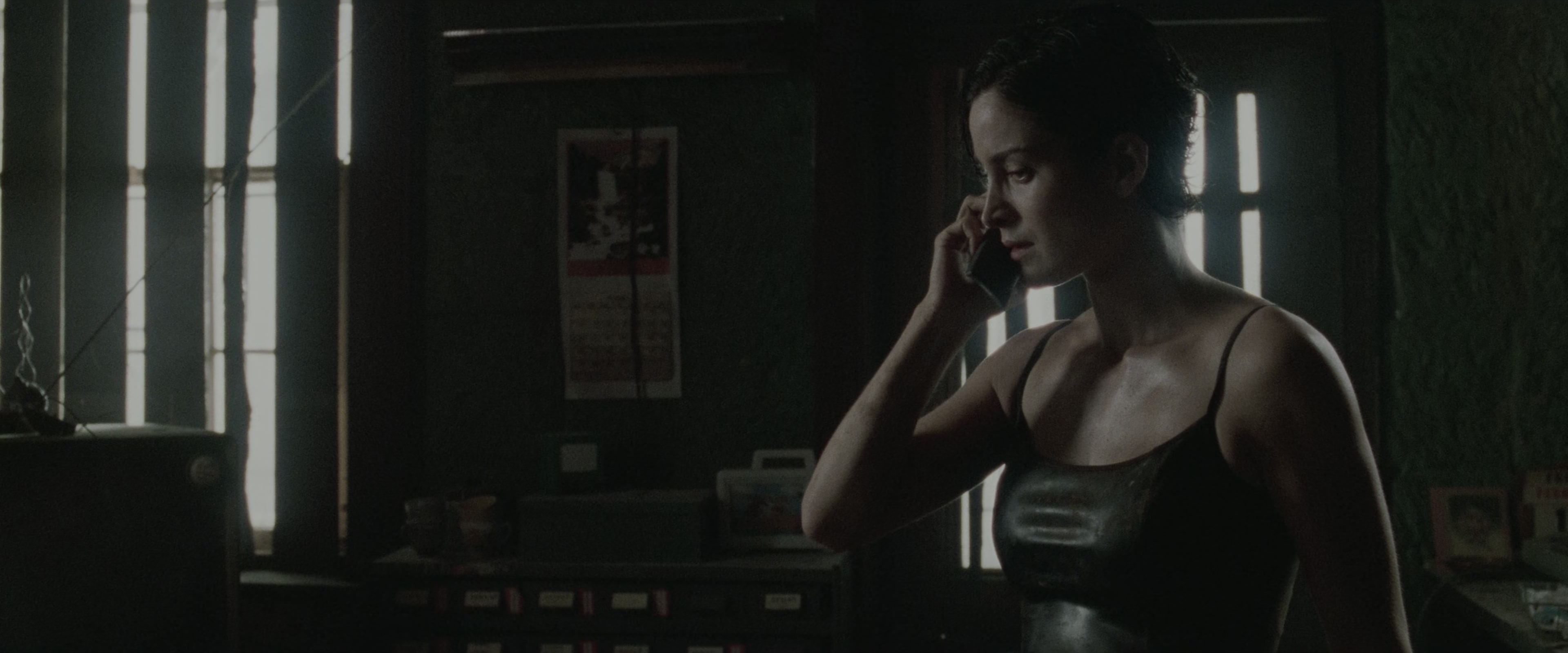 The Matrix (1999), wide, 2.40:1 — film still