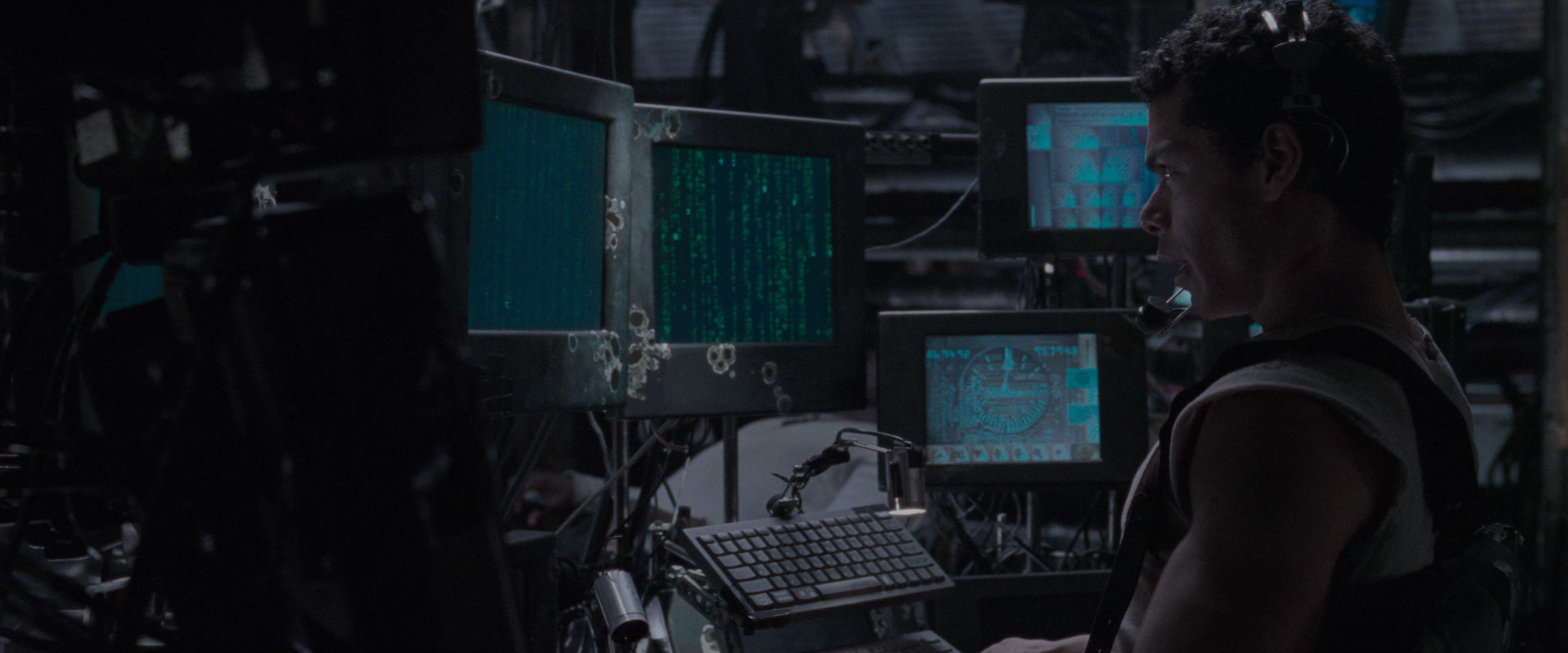 The Matrix (1999), medium, 2.40:1 — film still