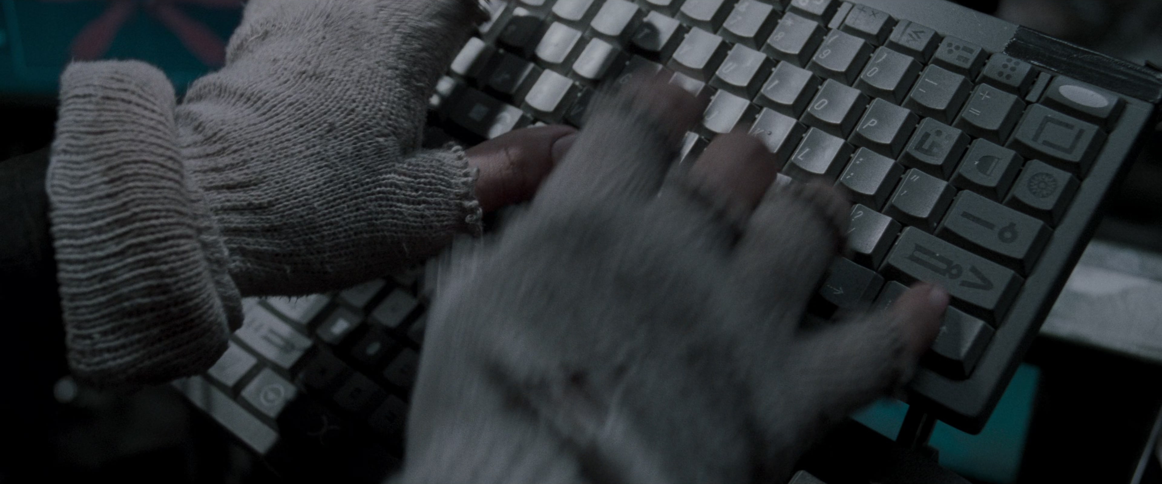 The Matrix (1999), wide, 2.40:1 — film still