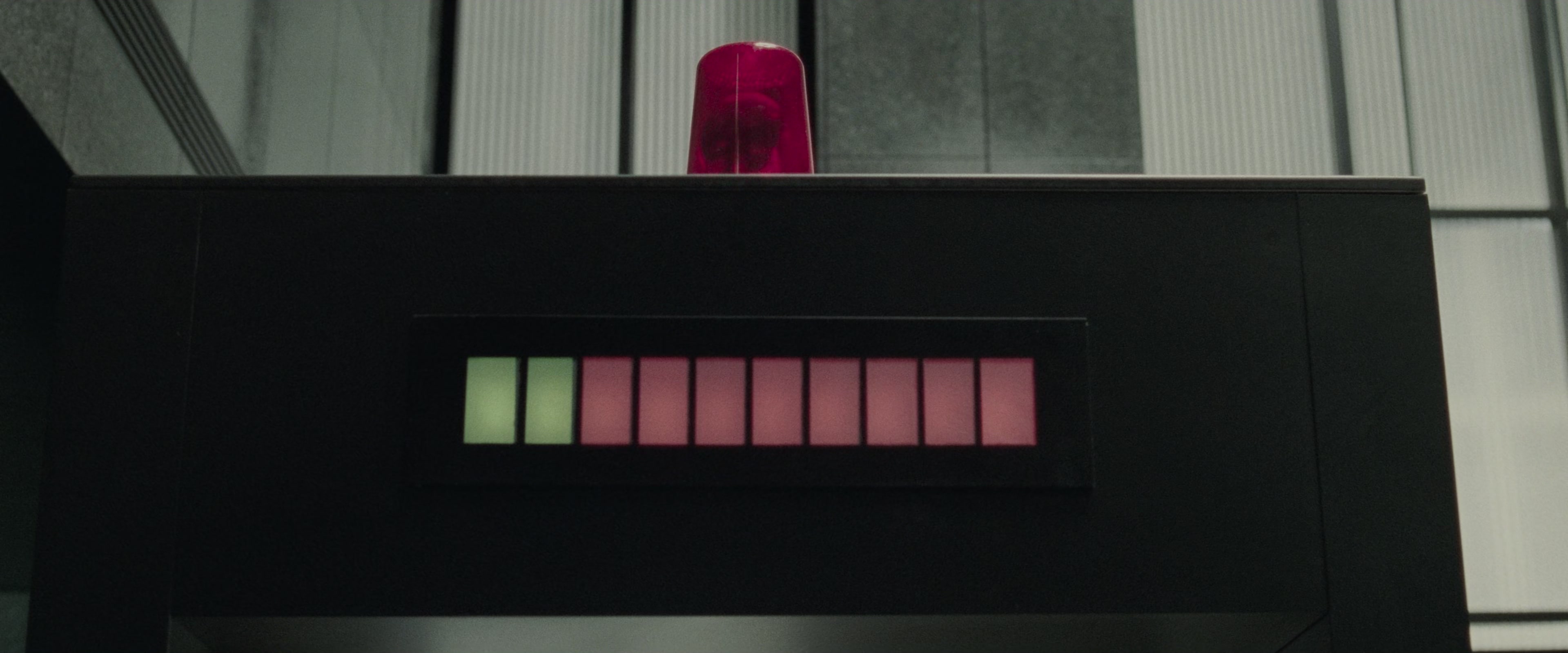 The Matrix (1999), unknown, 2.40:1 — film still