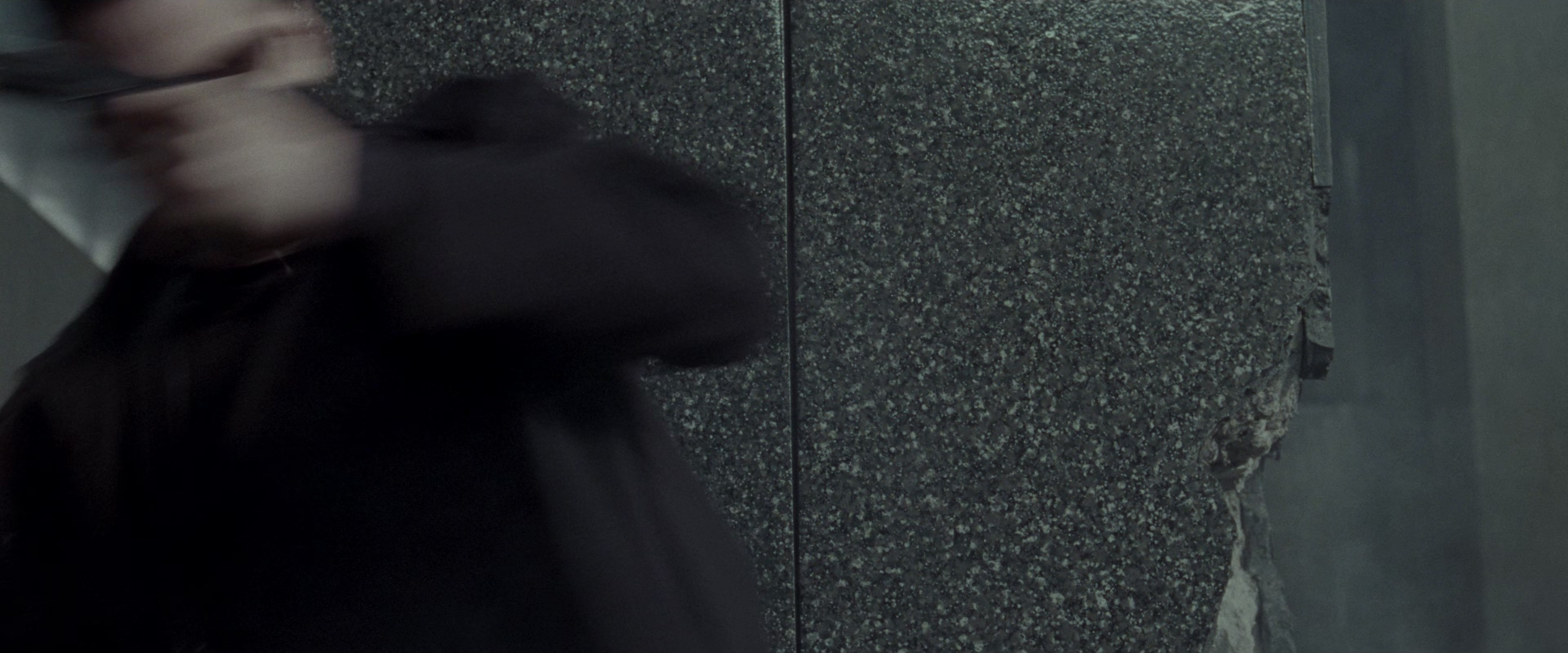 The Matrix (1999), unknown, 2.40:1 — film still