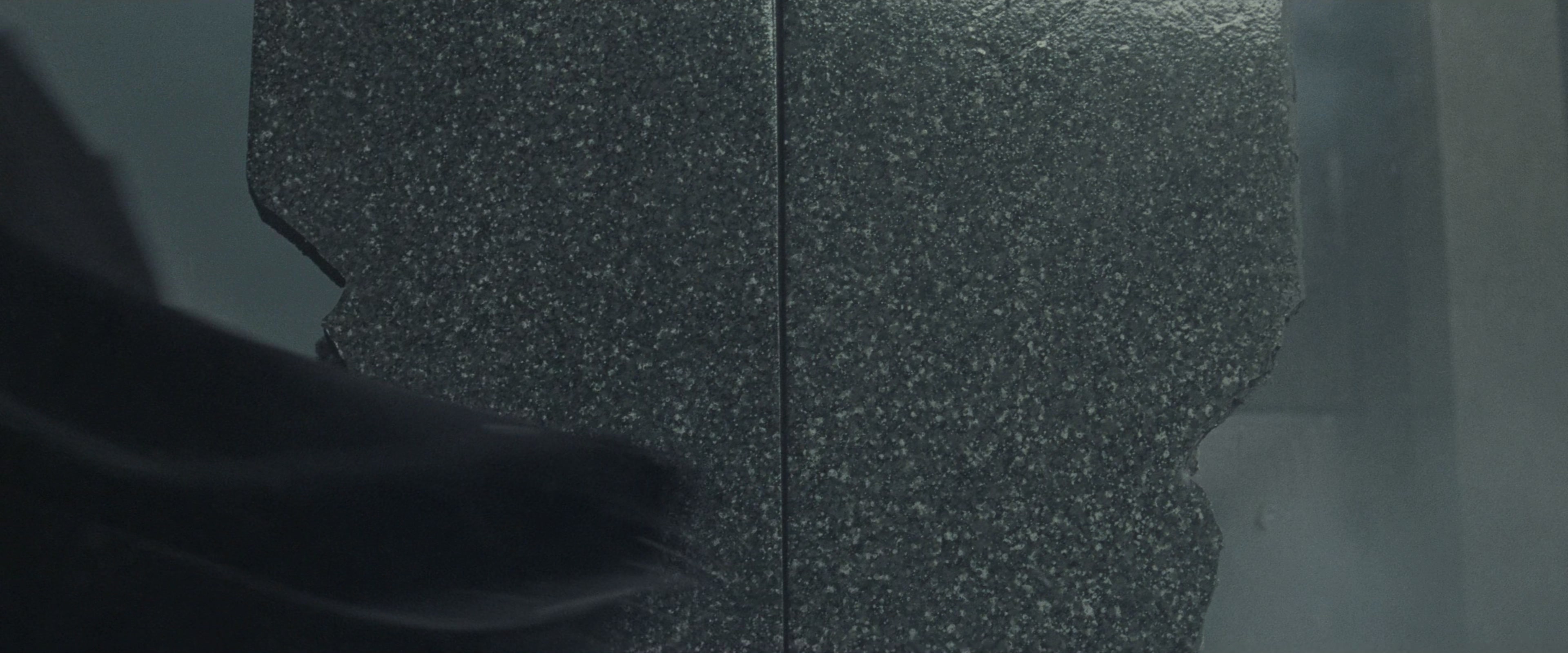 The Matrix (1999), wide, 2.40:1 — film still