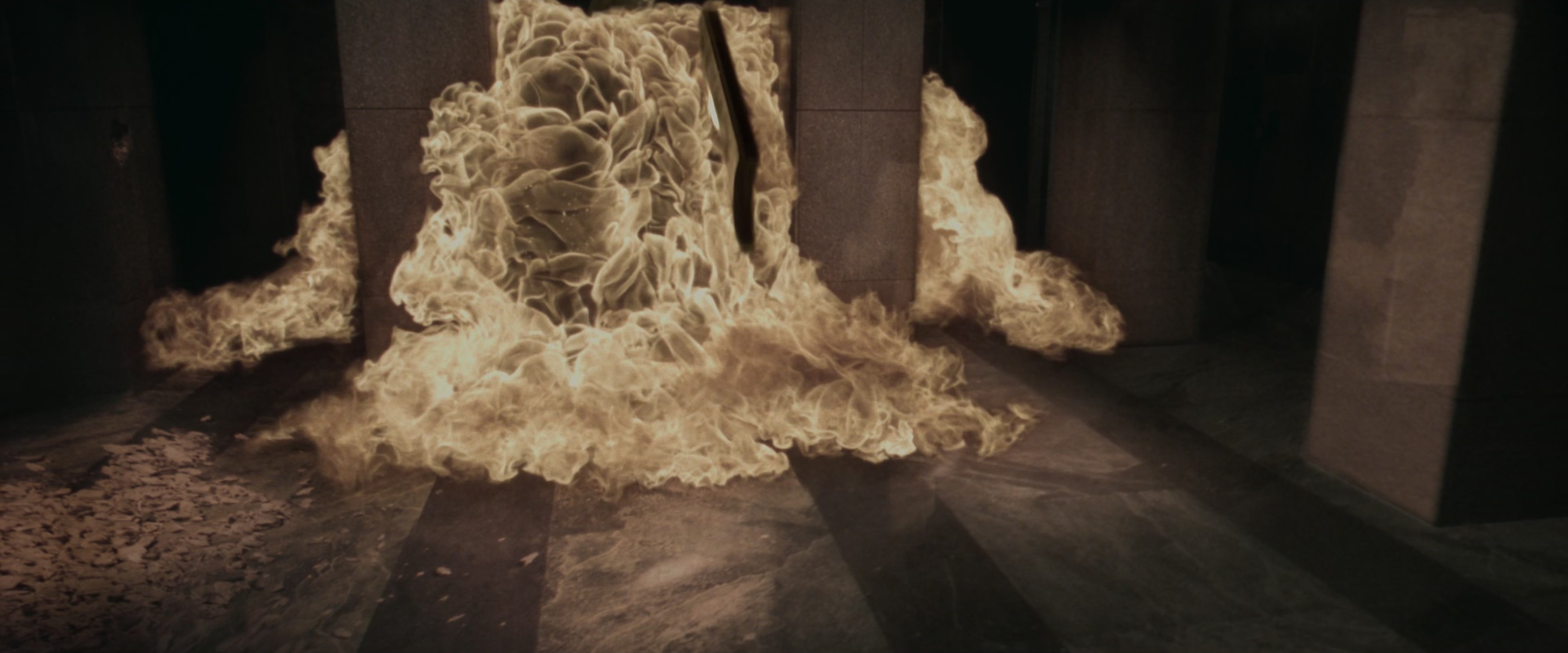 The Matrix (1999), wide, 2.40:1 — film still