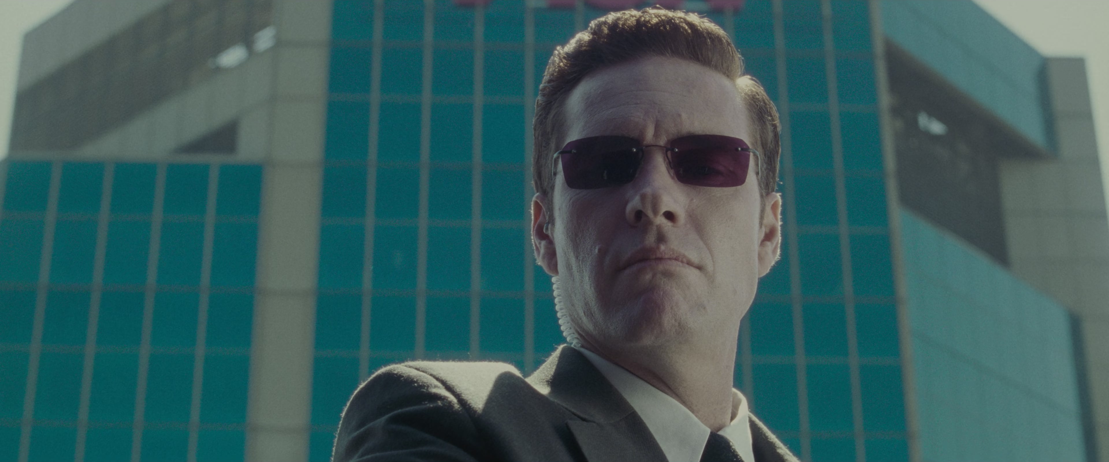 The Matrix (1999), medium, 2.40:1 — film still