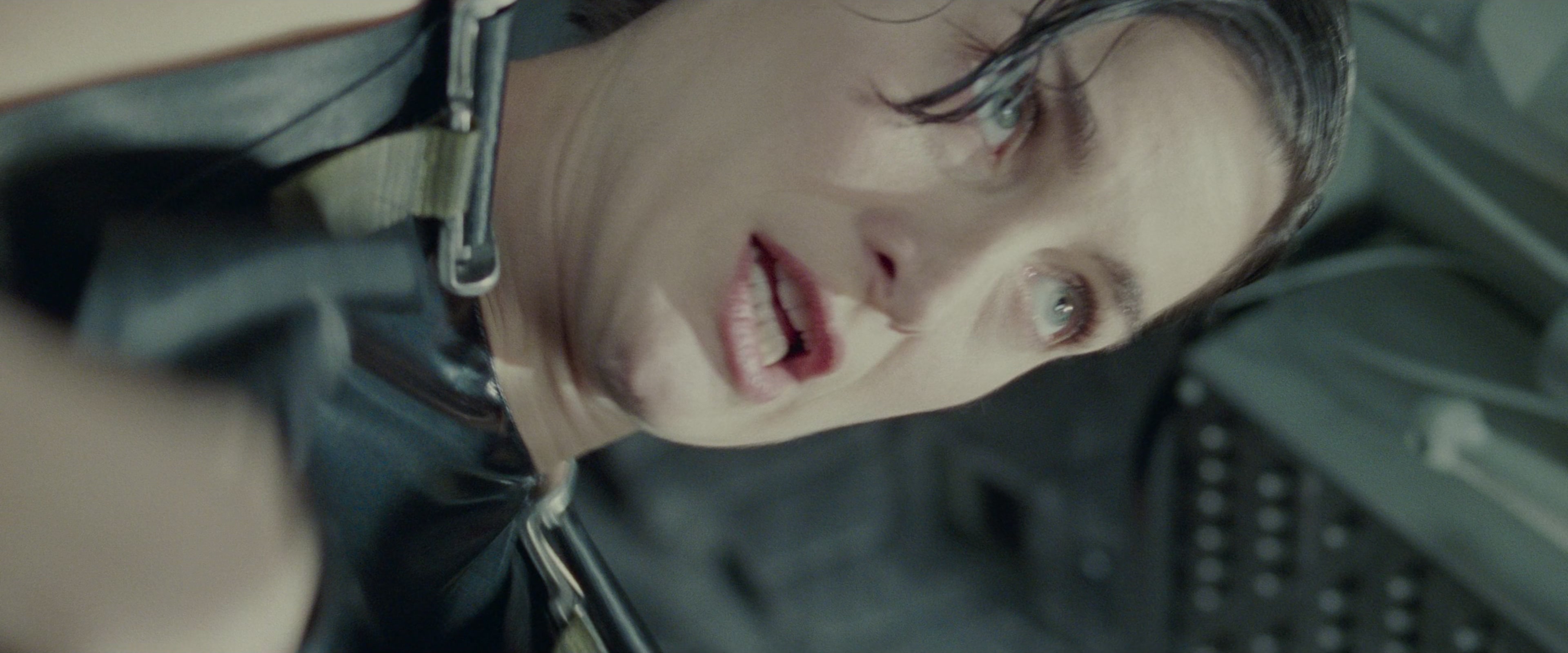The Matrix (1999), wide, 2.40:1 — film still