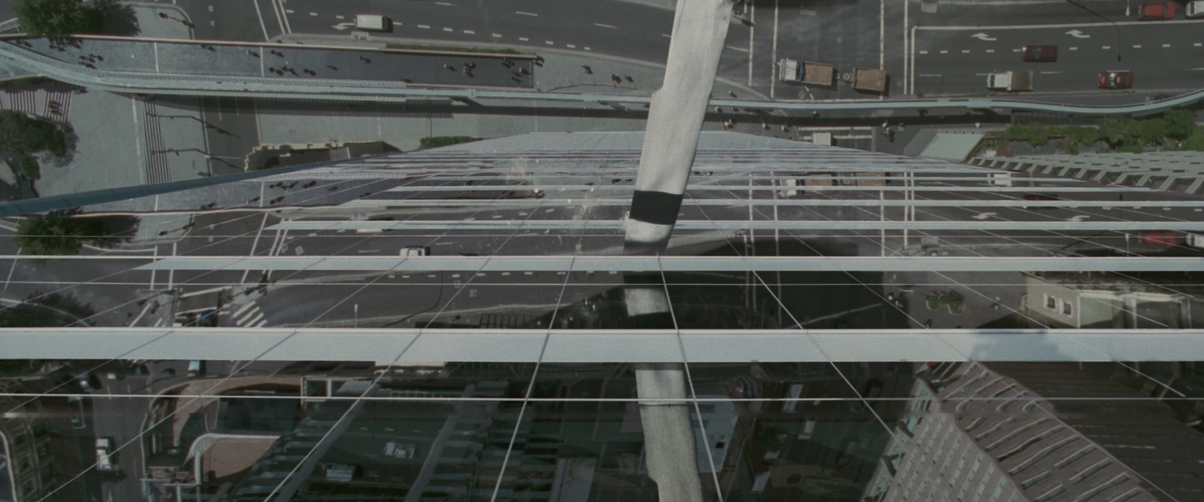 The Matrix (1999), wide, 2.40:1 — film still