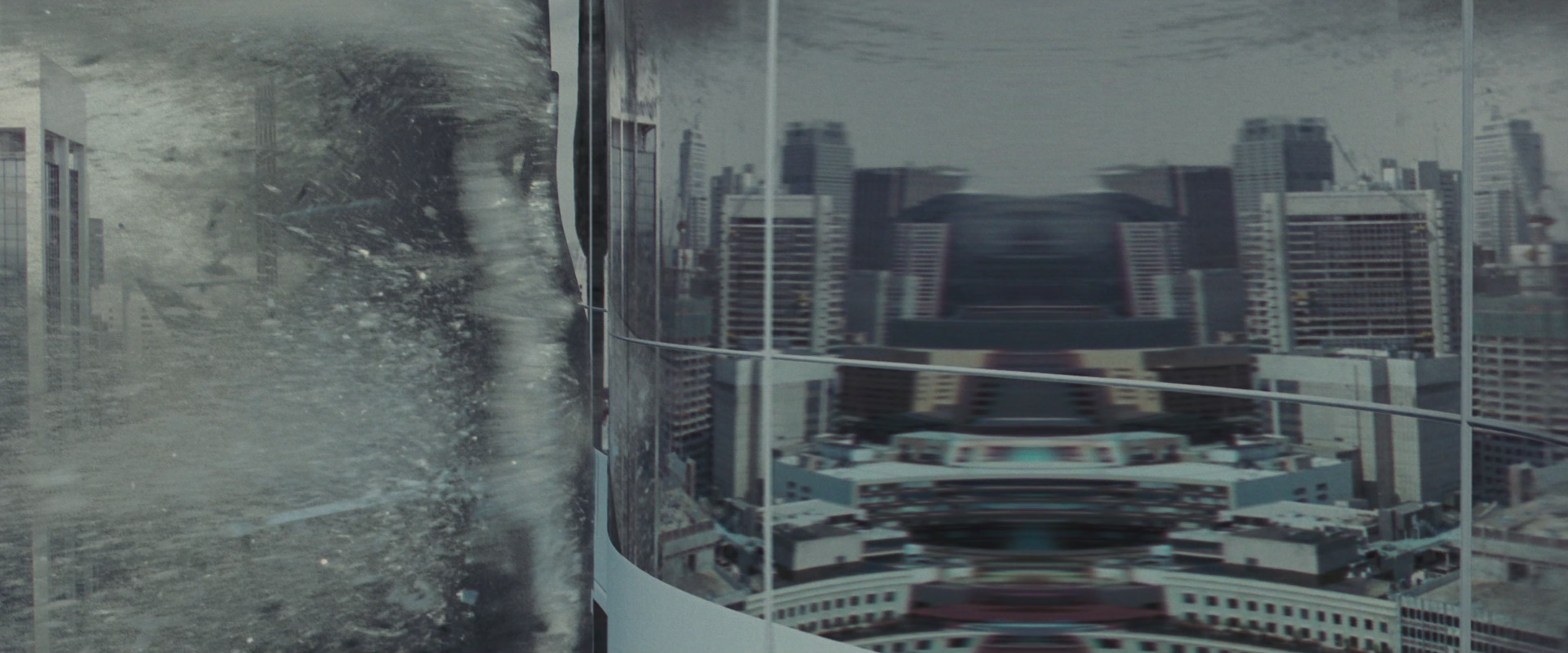 The Matrix (1999), wide, 2.40:1 — film still