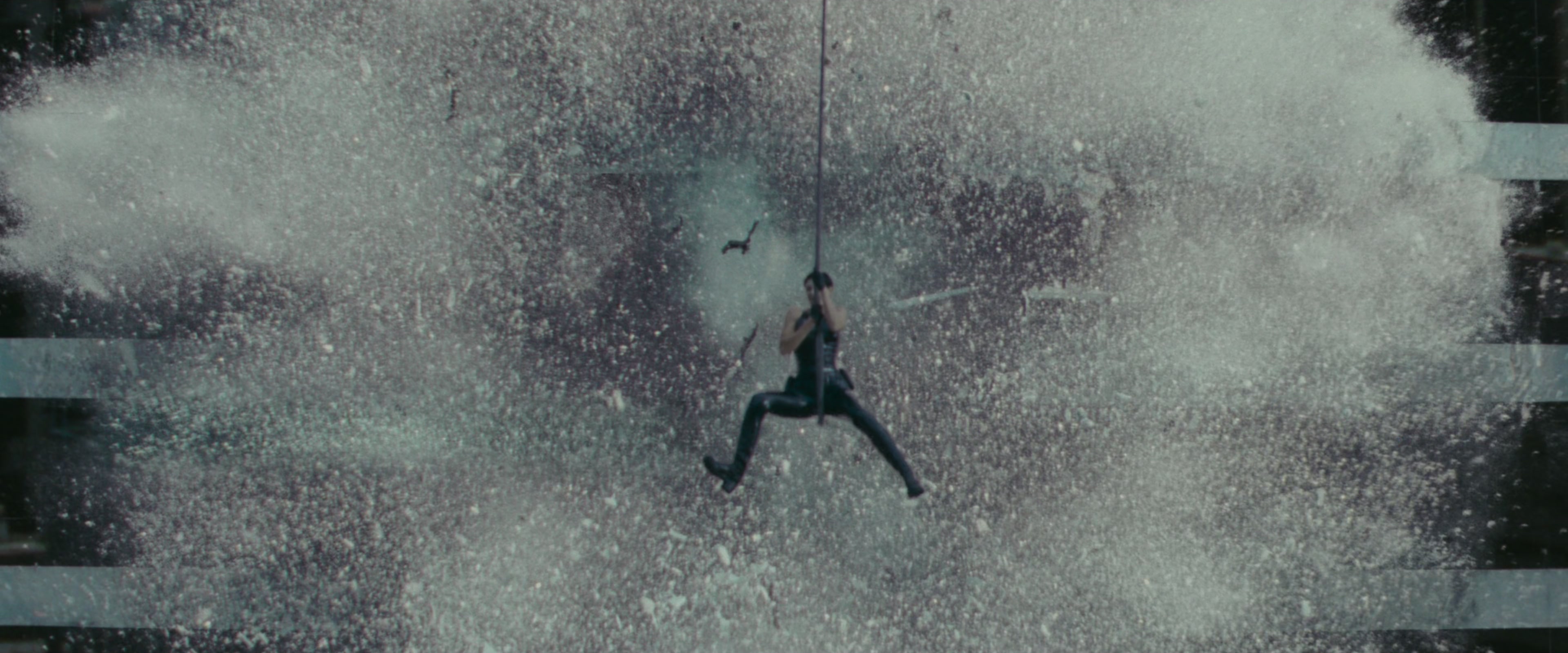 The Matrix (1999), wide, 2.40:1 — film still