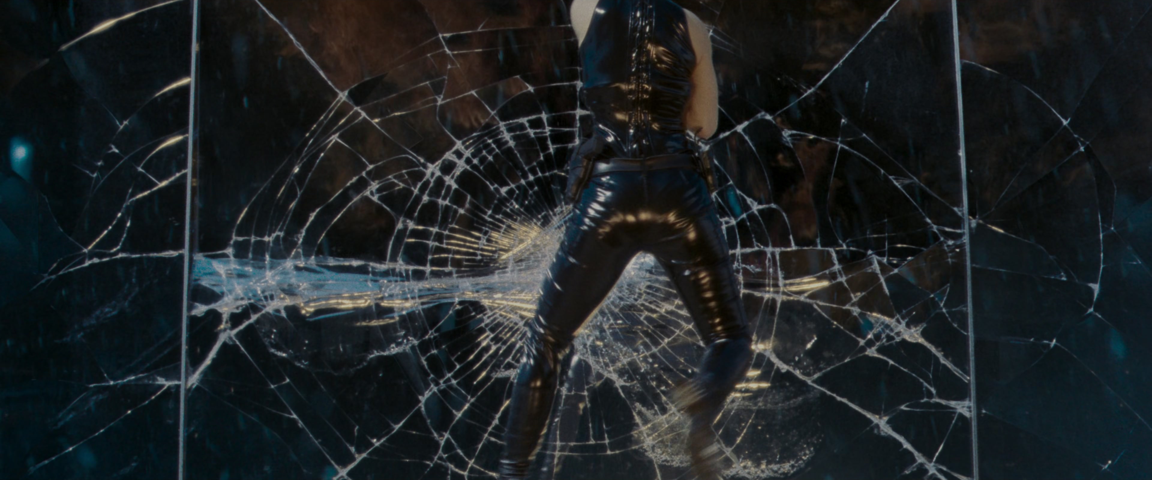 The Matrix (1999), wide, 2.40:1 — film still