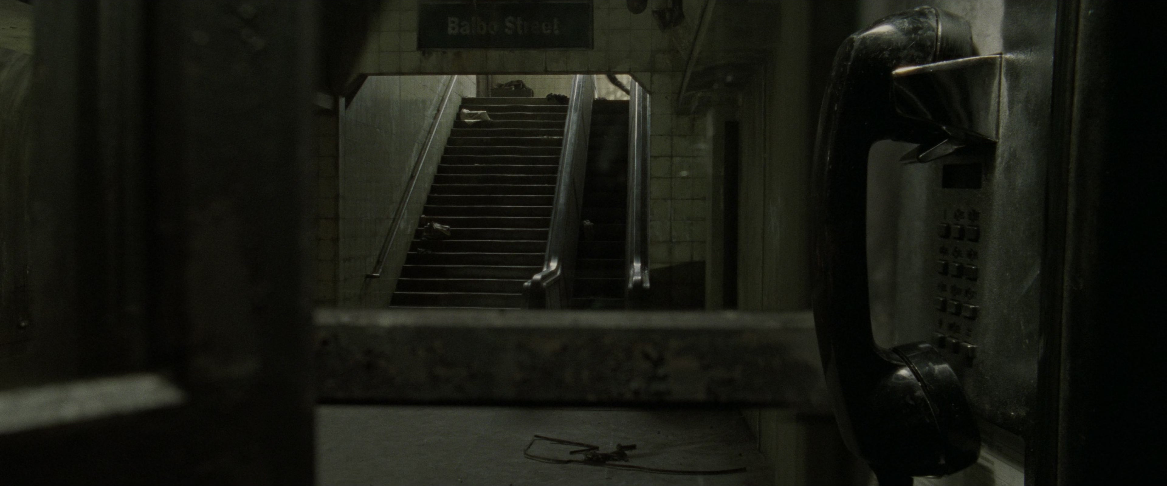 The Matrix (1999), wide, 2.40:1 — film still