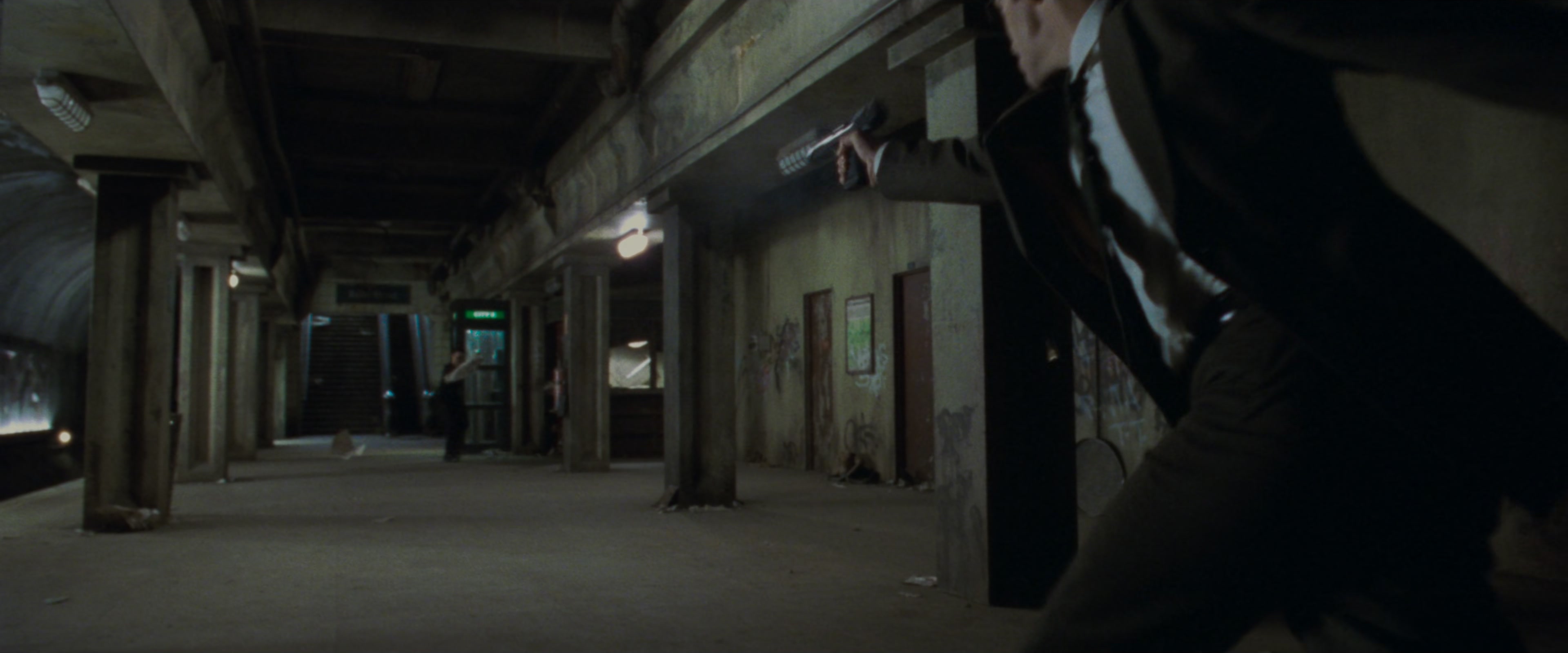 The Matrix (1999), wide, 2.40:1 — film still