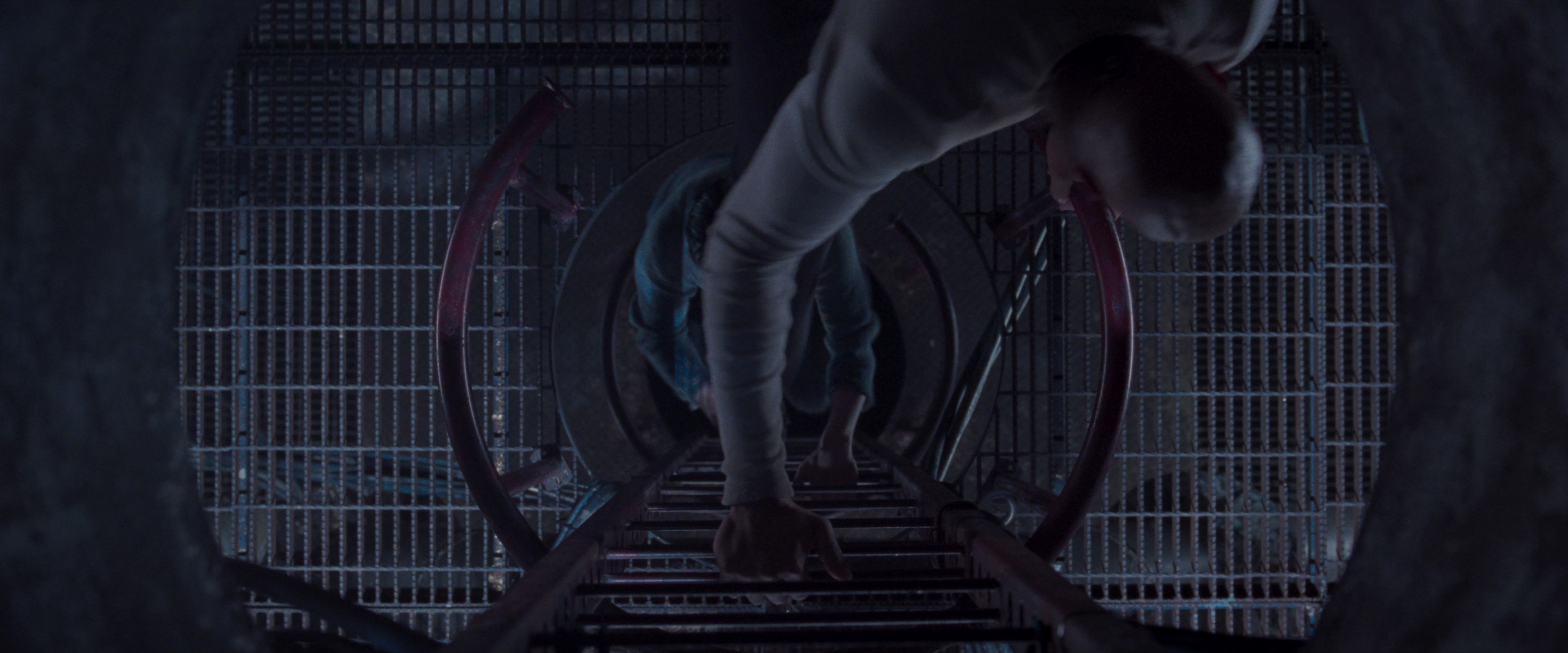 The Matrix (1999), wide, 2.40:1 — film still