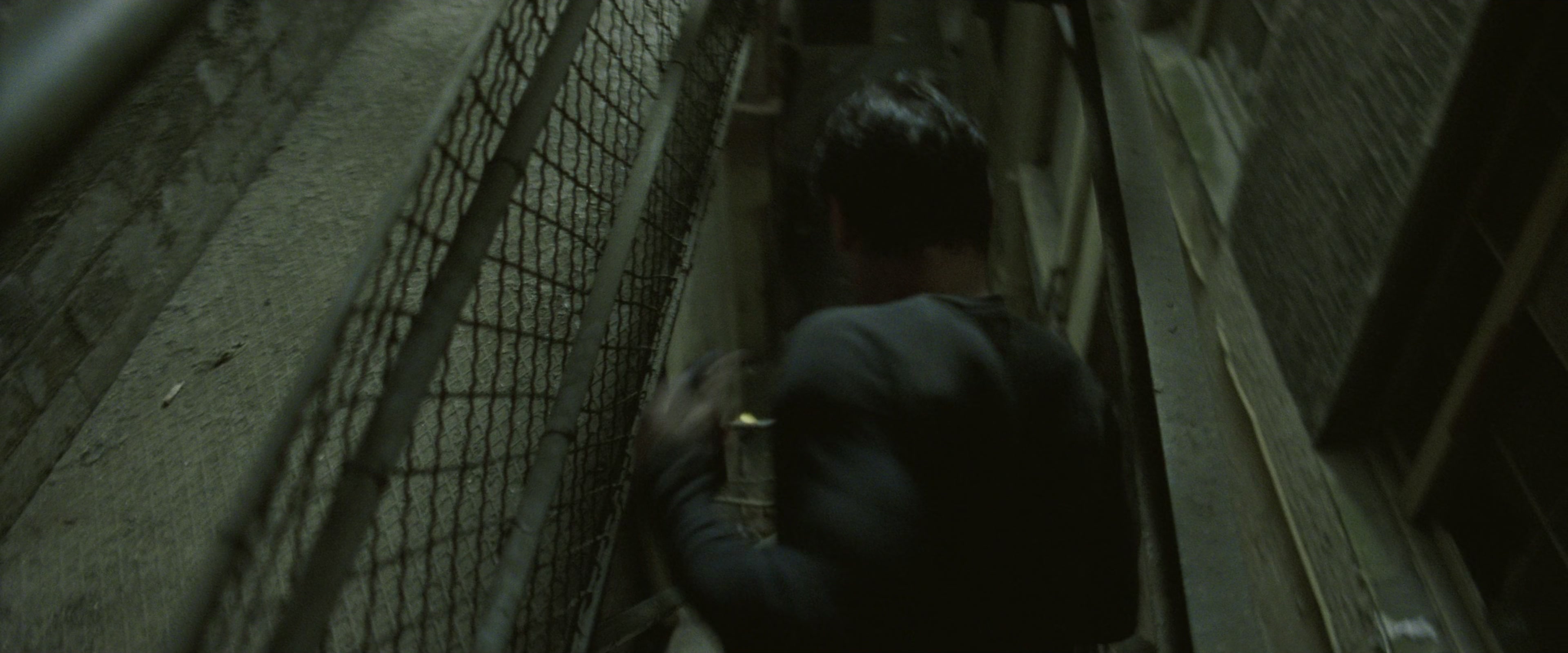 The Matrix (1999), wide, 2.40:1 — film still
