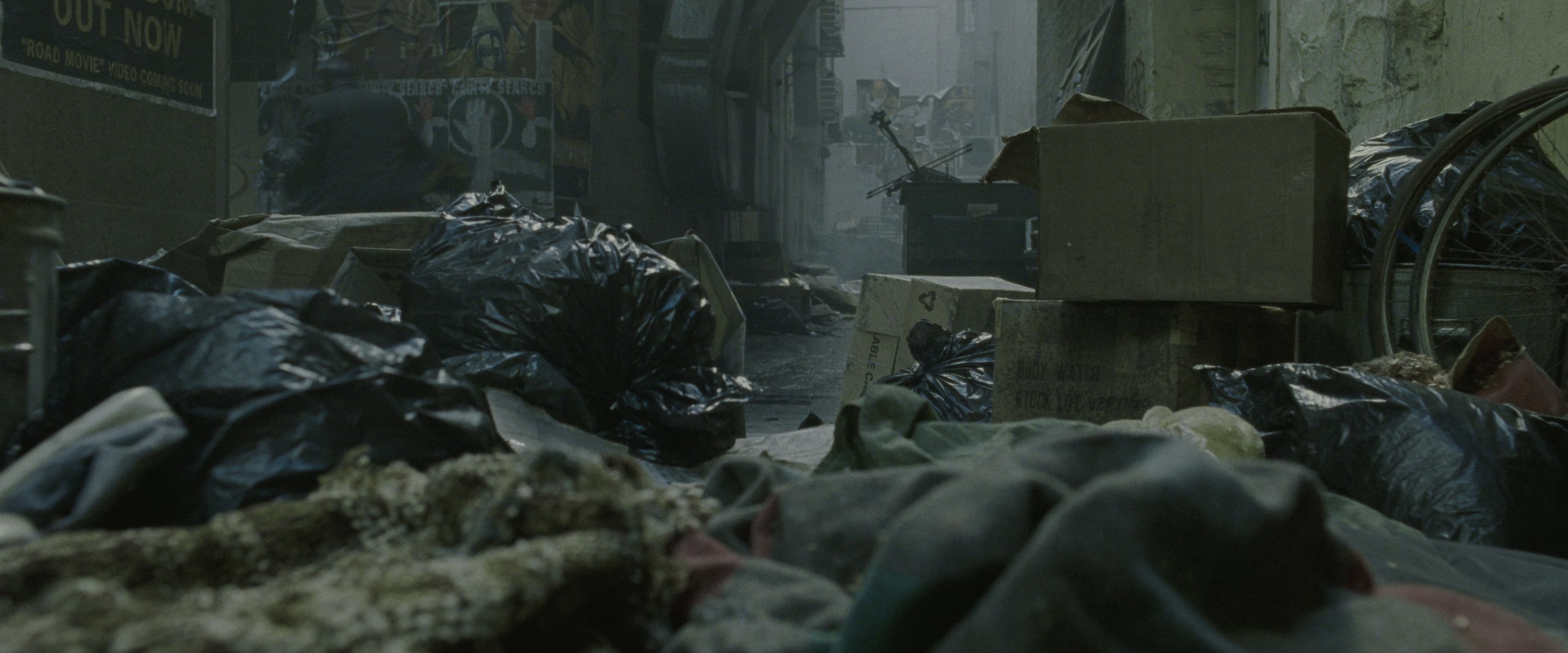 The Matrix (1999), wide, 2.40:1 — film still