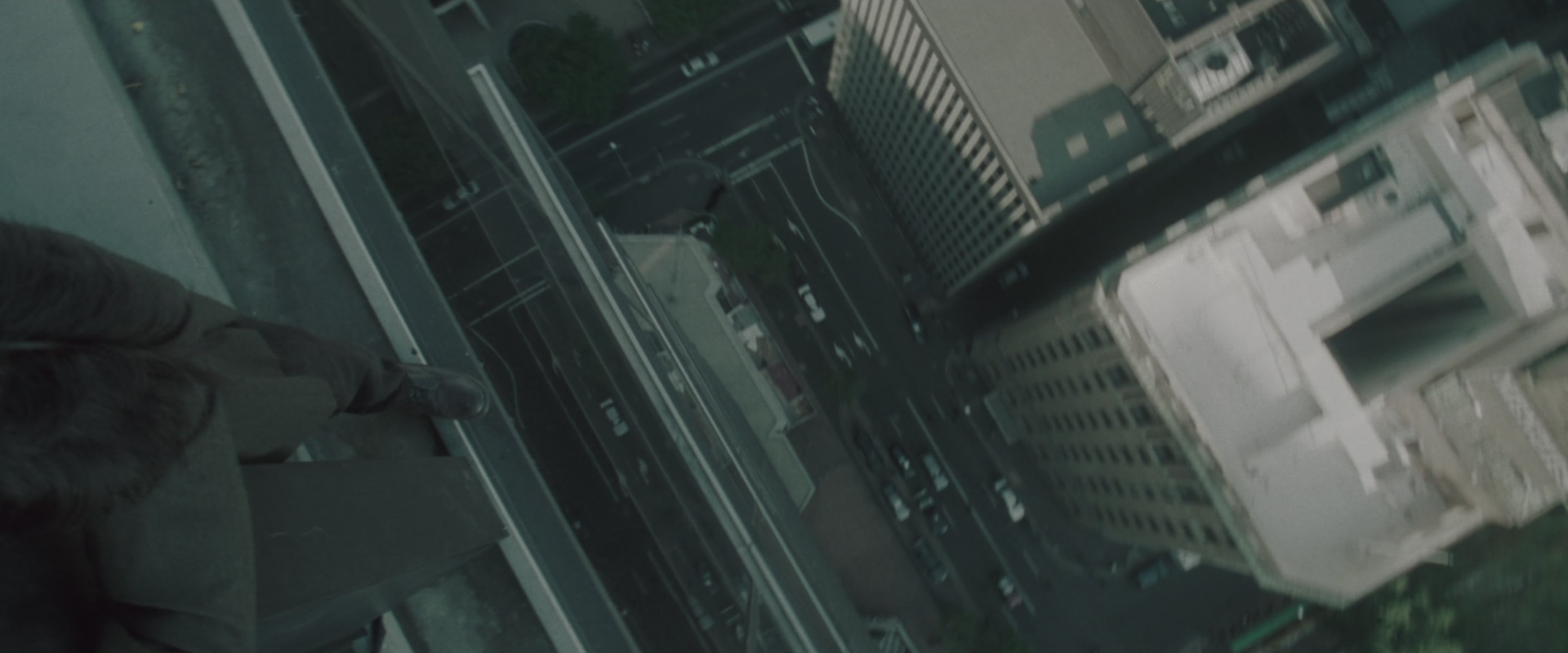 The Matrix (1999), wide, 2.40:1 — film still