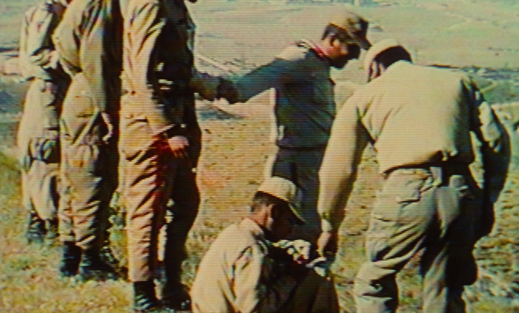 Ta'm e guilass (1997), wide, 1.66:1 — film still