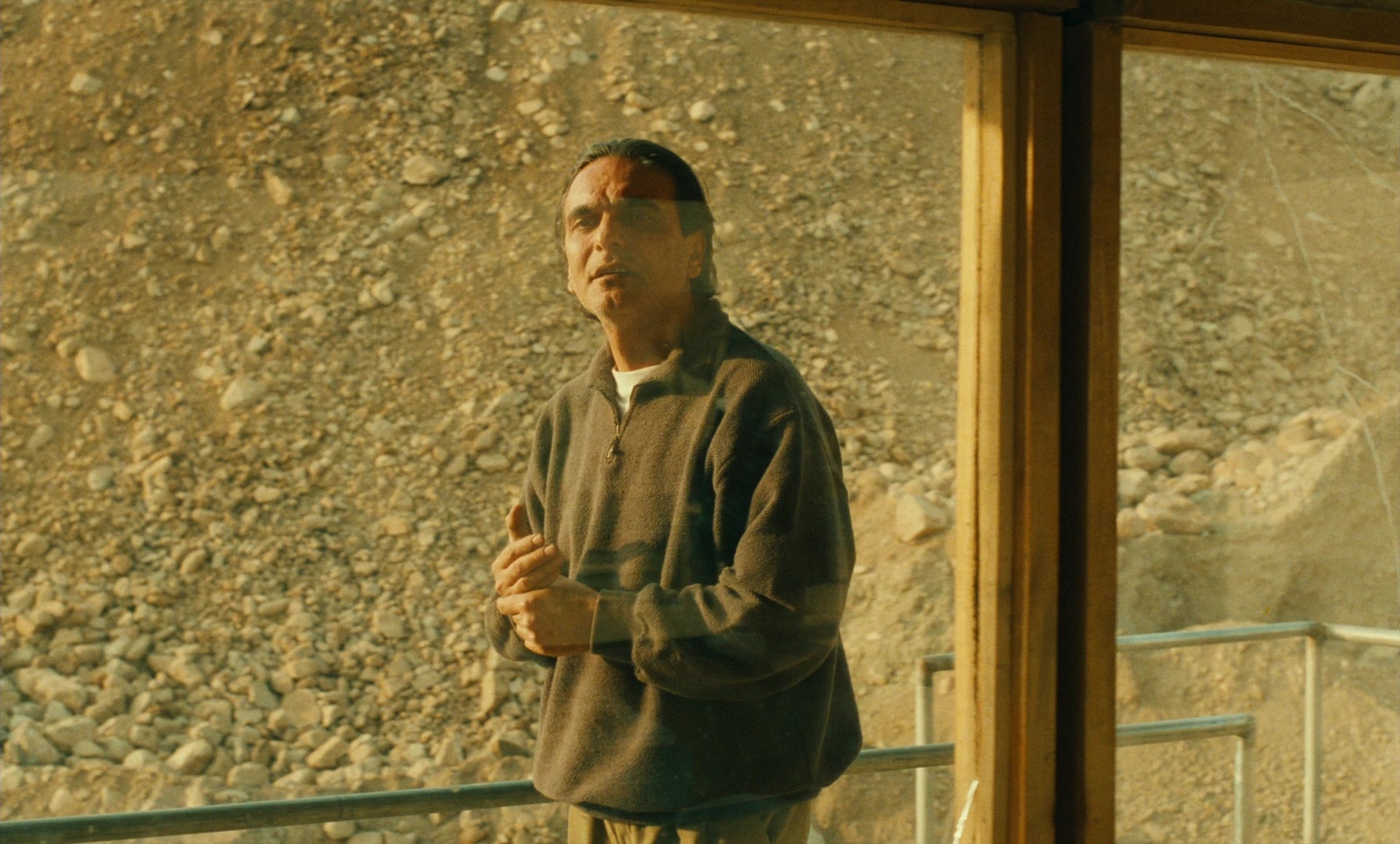 Ta'm e guilass (1997), wide, 1.66:1 — film still
