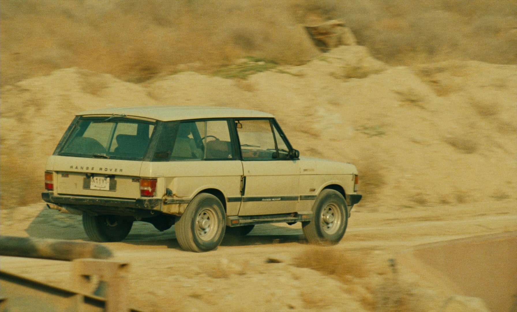 Ta'm e guilass (1997), wide, 1.66:1 — film still