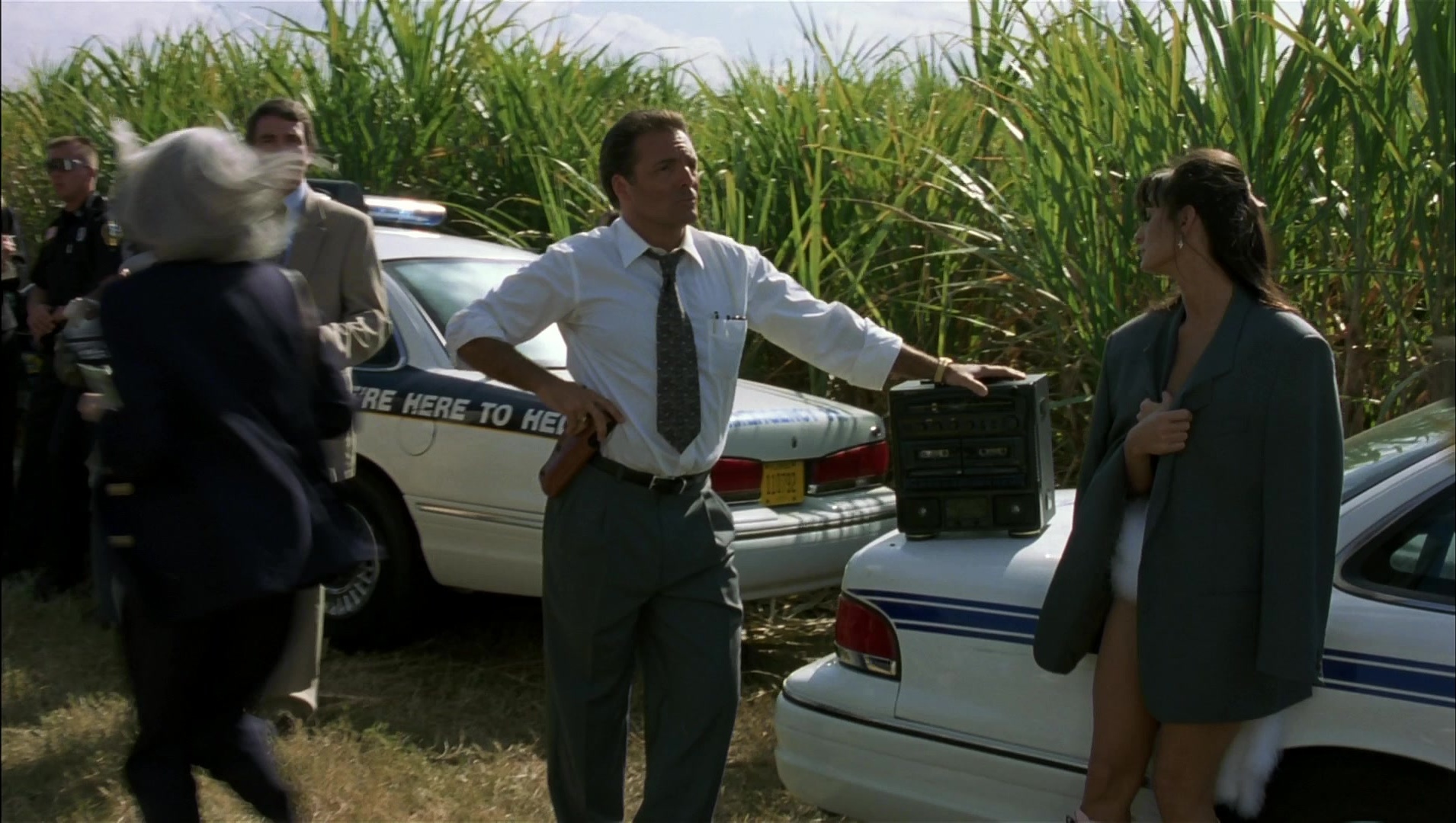 Striptease (1996), wide, 1.77:1 — film still
